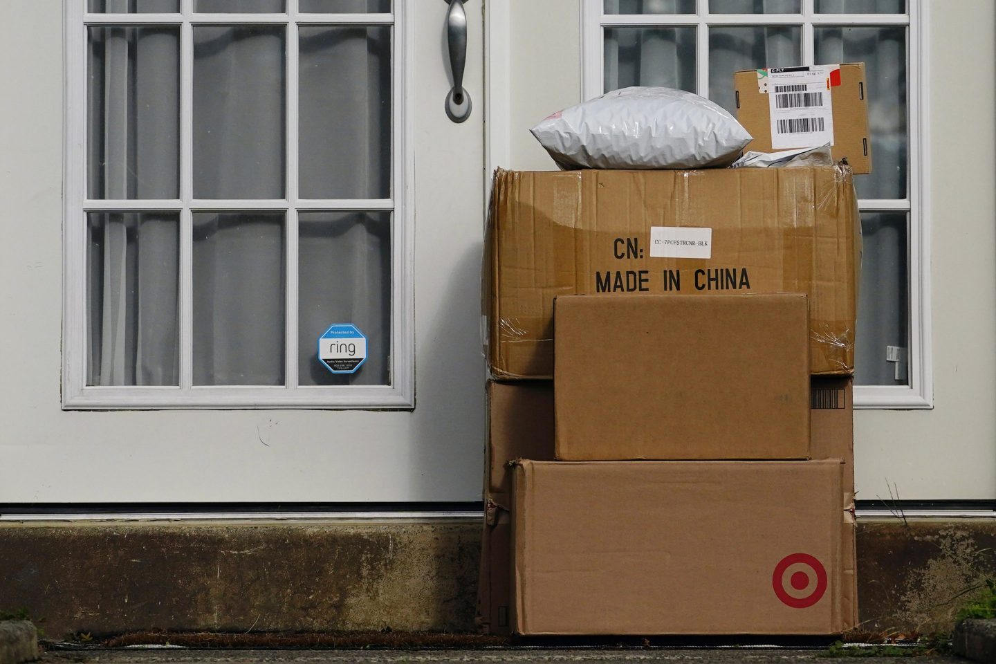 Over 1 in 4 U.S. consumers have been the victim of package theft, a recent survey found. Here’s what you need to know about ‘porch piracy’