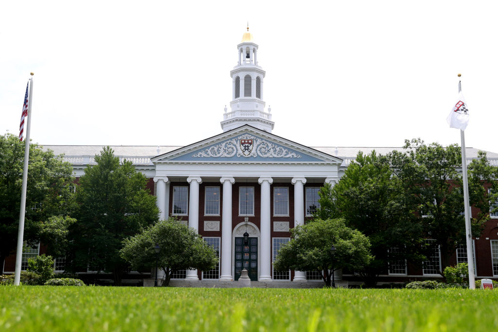 Harvard Business School moves online after surge in breakthrough COVID-19 cases