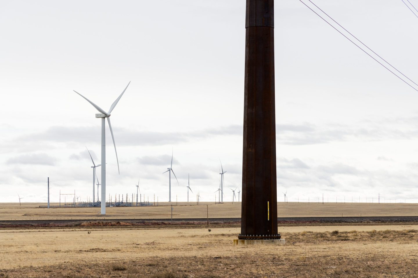 The biggest clean energy project in U.S. history just raised $11 billion and started construction