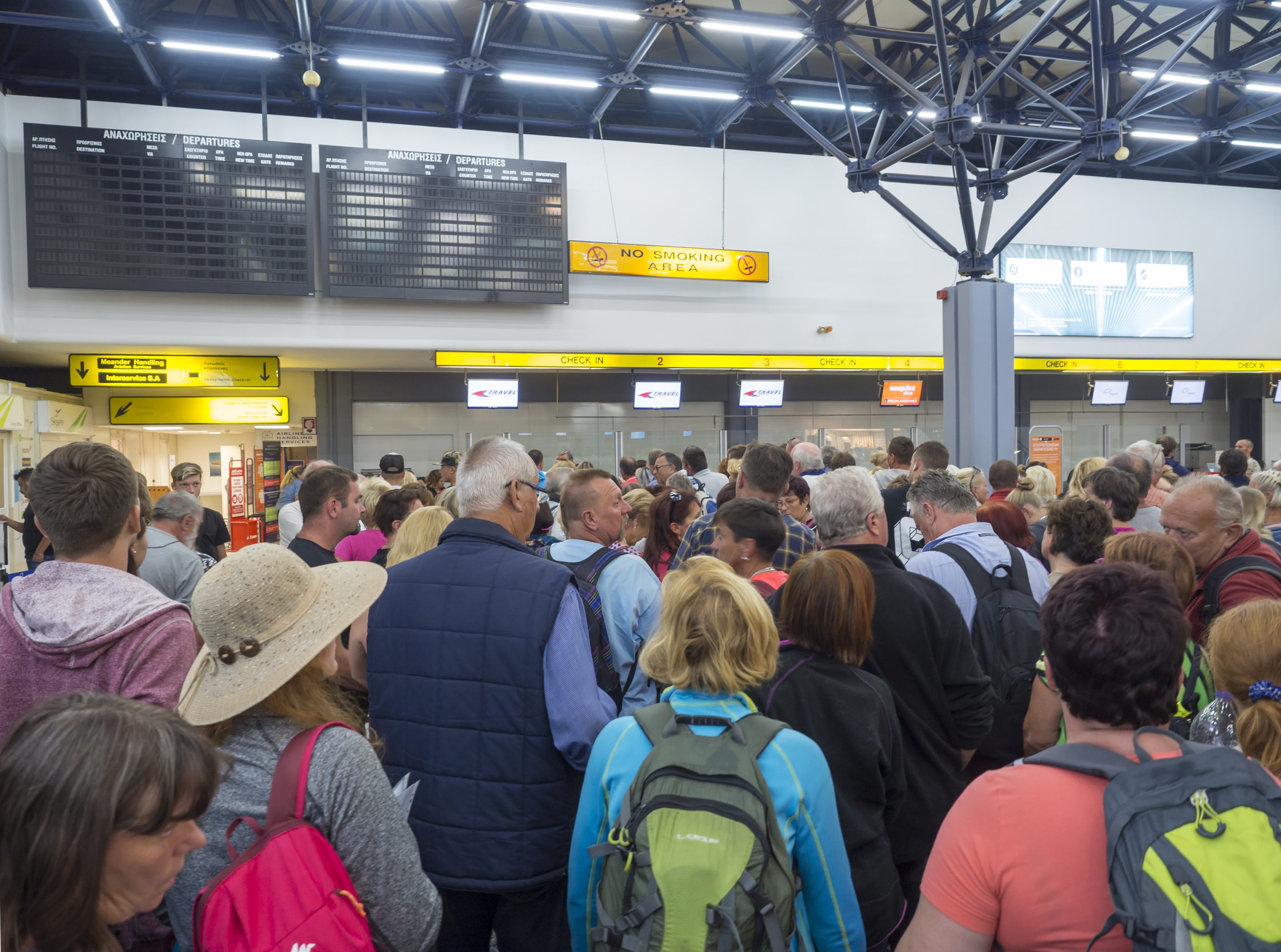 These are the top-ranked airlines and airports for on-time flights.