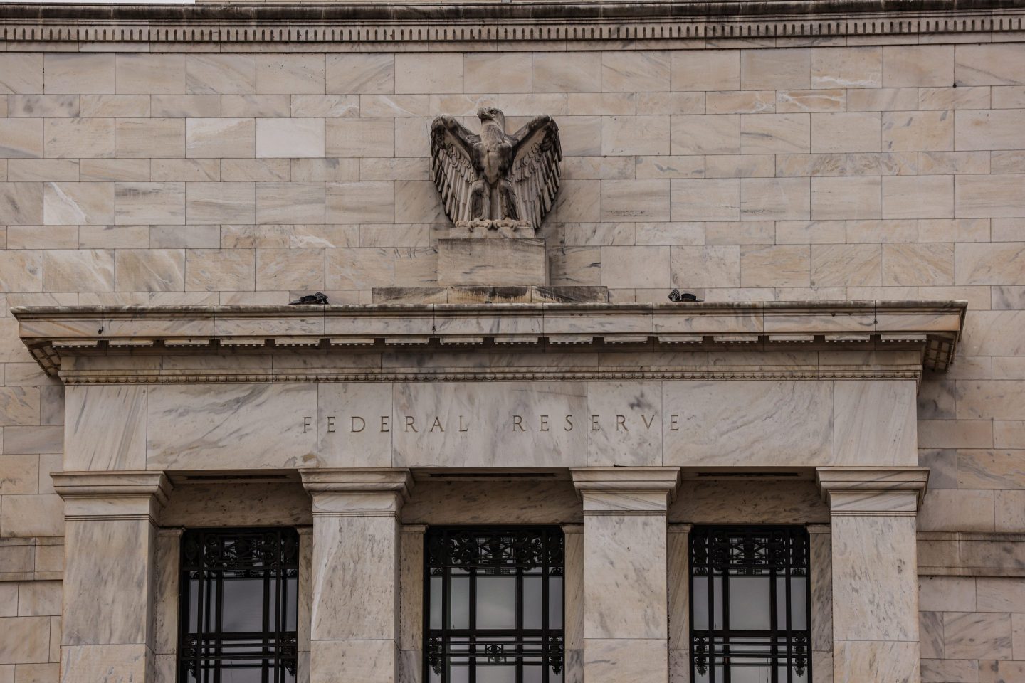 Don’t expect interest rate cuts anytime soon, says former Fed bank examiner