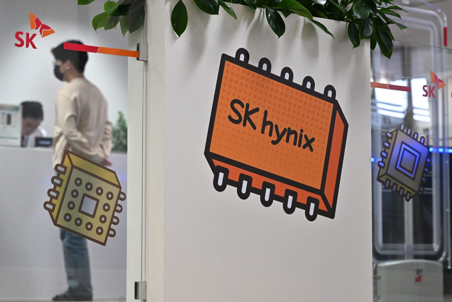 Indiana poised to win a $15 billion chip packaging plant from South Korea’s SK Hynix that could solve a major bottleneck in the U.S. supply chain