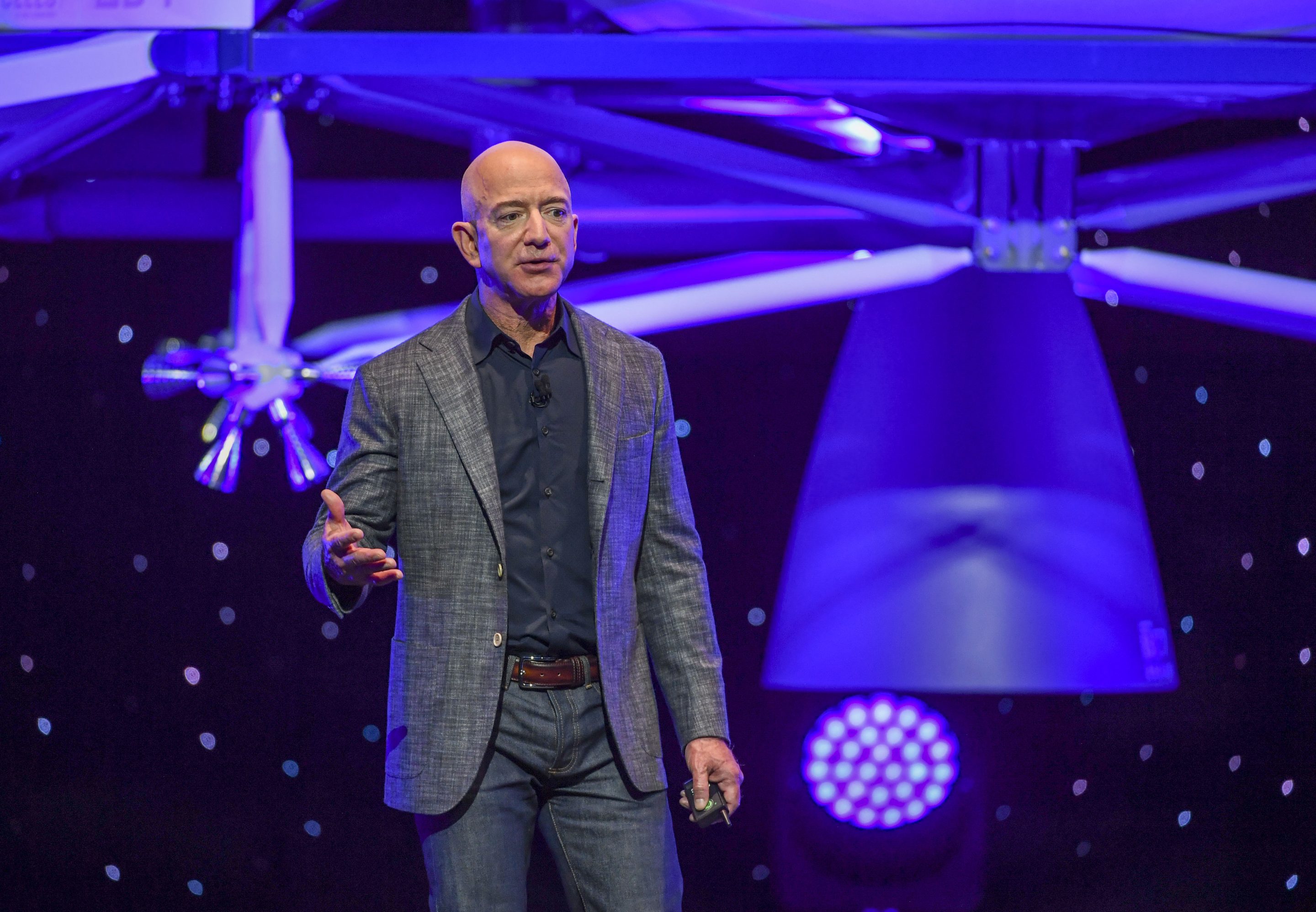 Blue Origin founder Jeff Bezos introduces the company's lunar lander "Blue Moon" in May 2019.