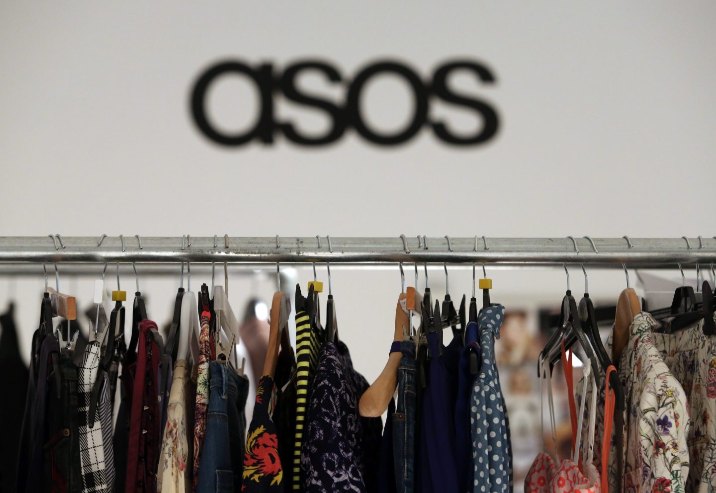 Online shoppers have fallen back in love with the high street, causing ASOS sales to tumble 18% despite overhaul efforts