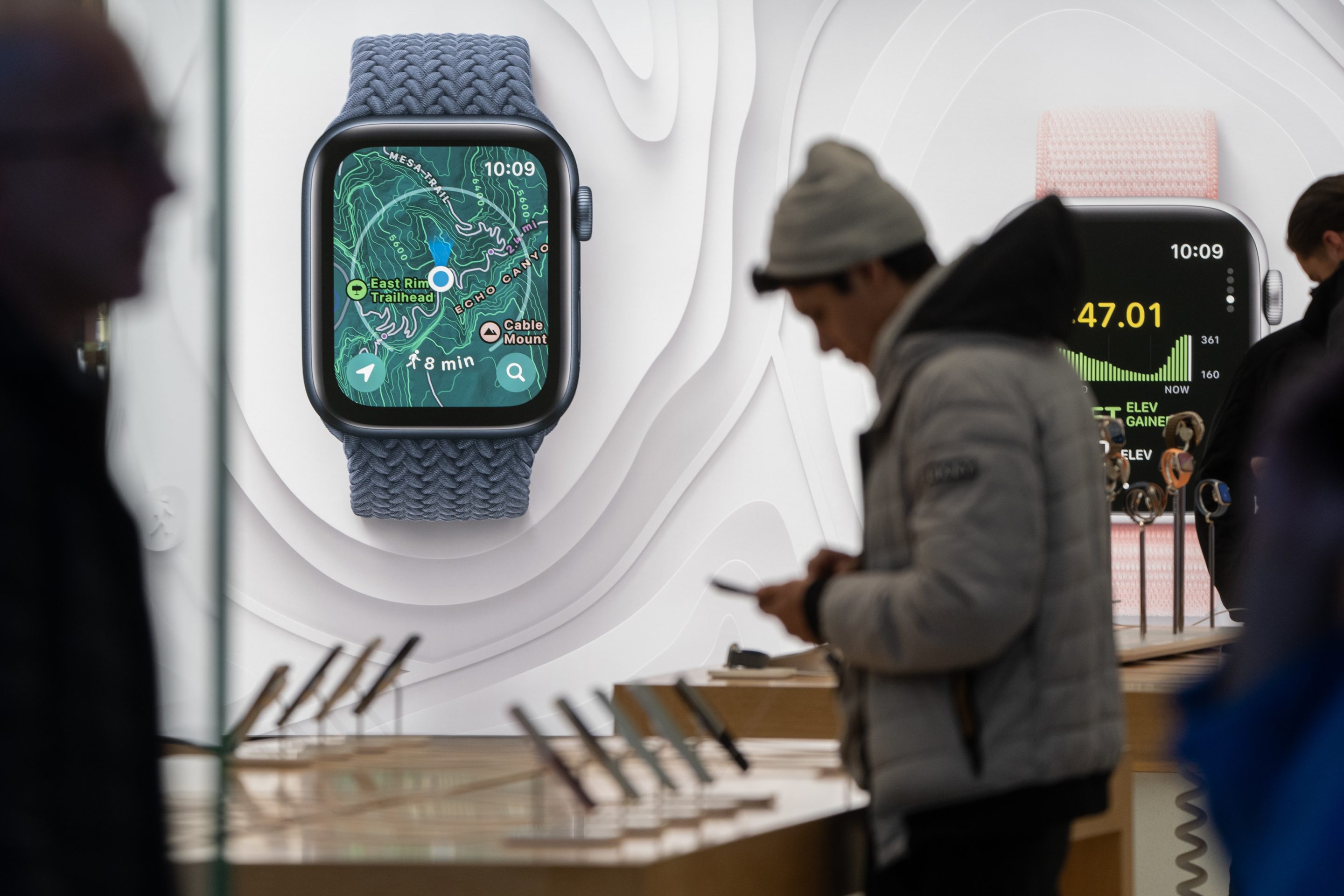 The International Trade Commission has ruled that some Apple Watch models violate patents.