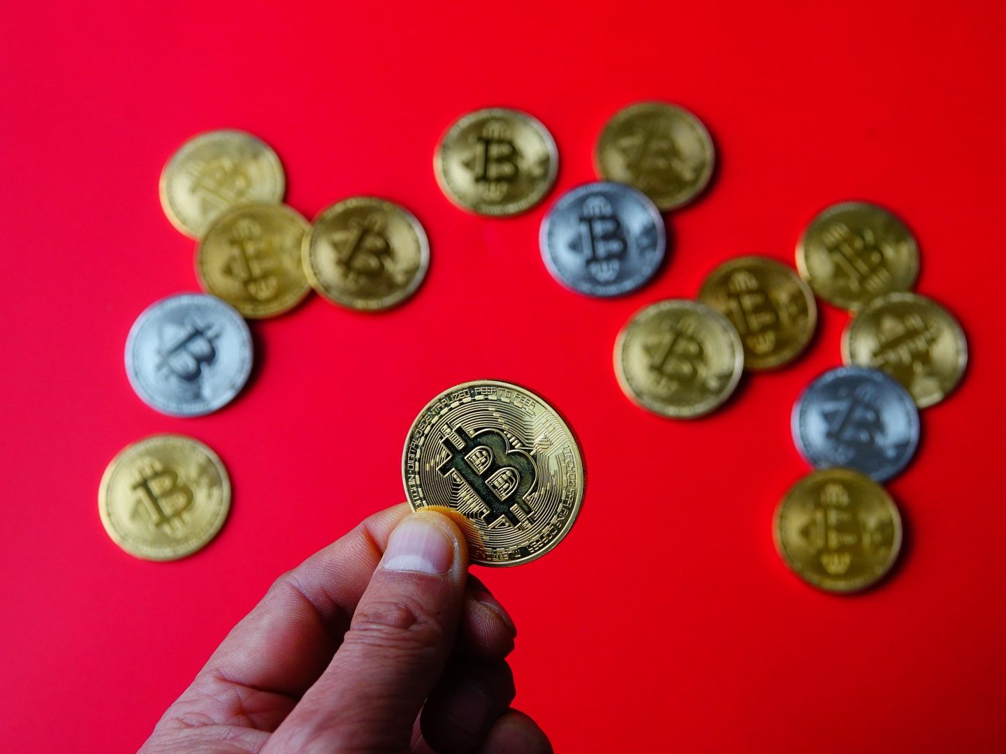 Bitcoin struggles to regain momentum after weekend wipeout erased more than 10%