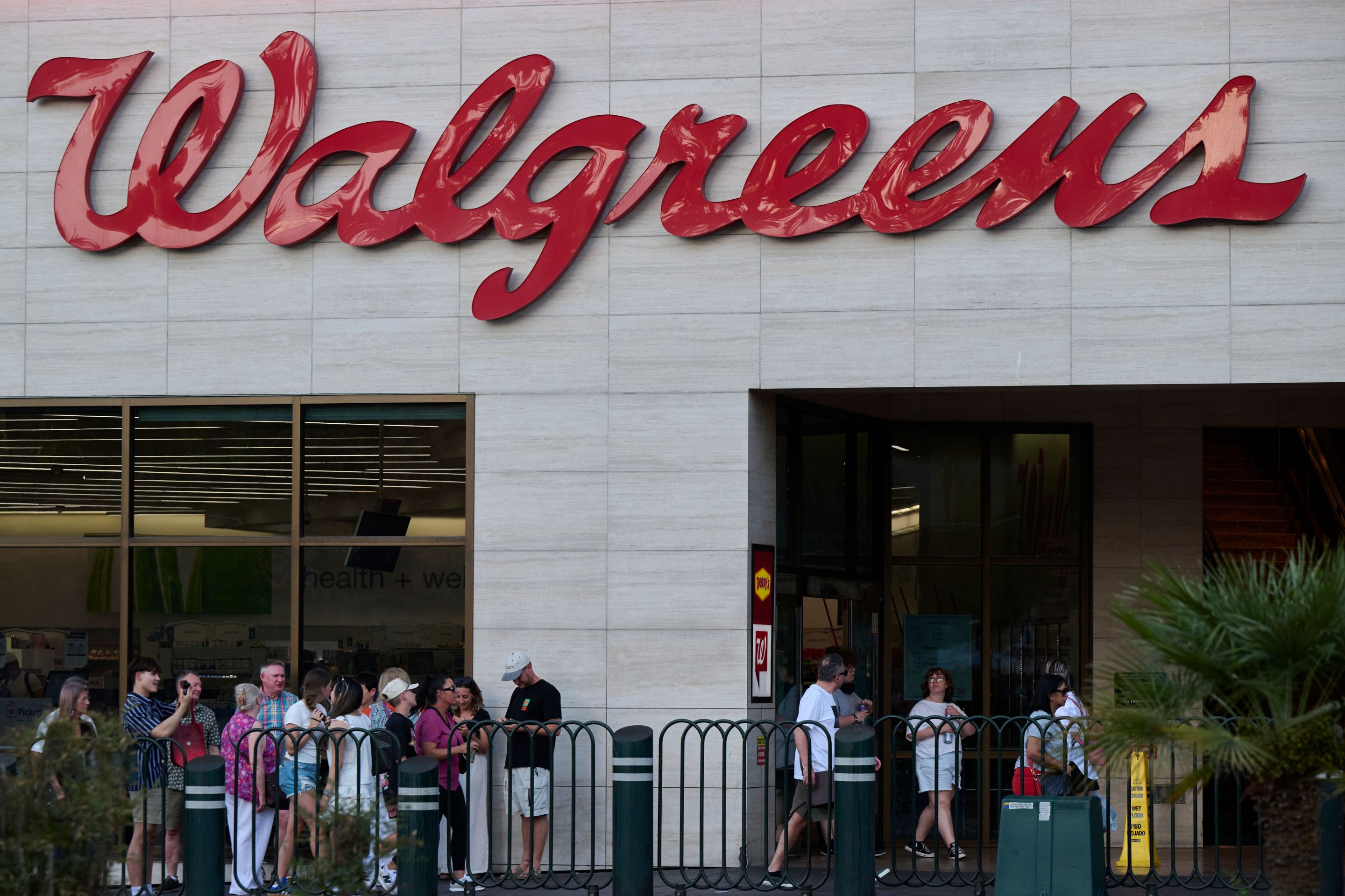 Walgreens will be shutting down a substantial number of locations.