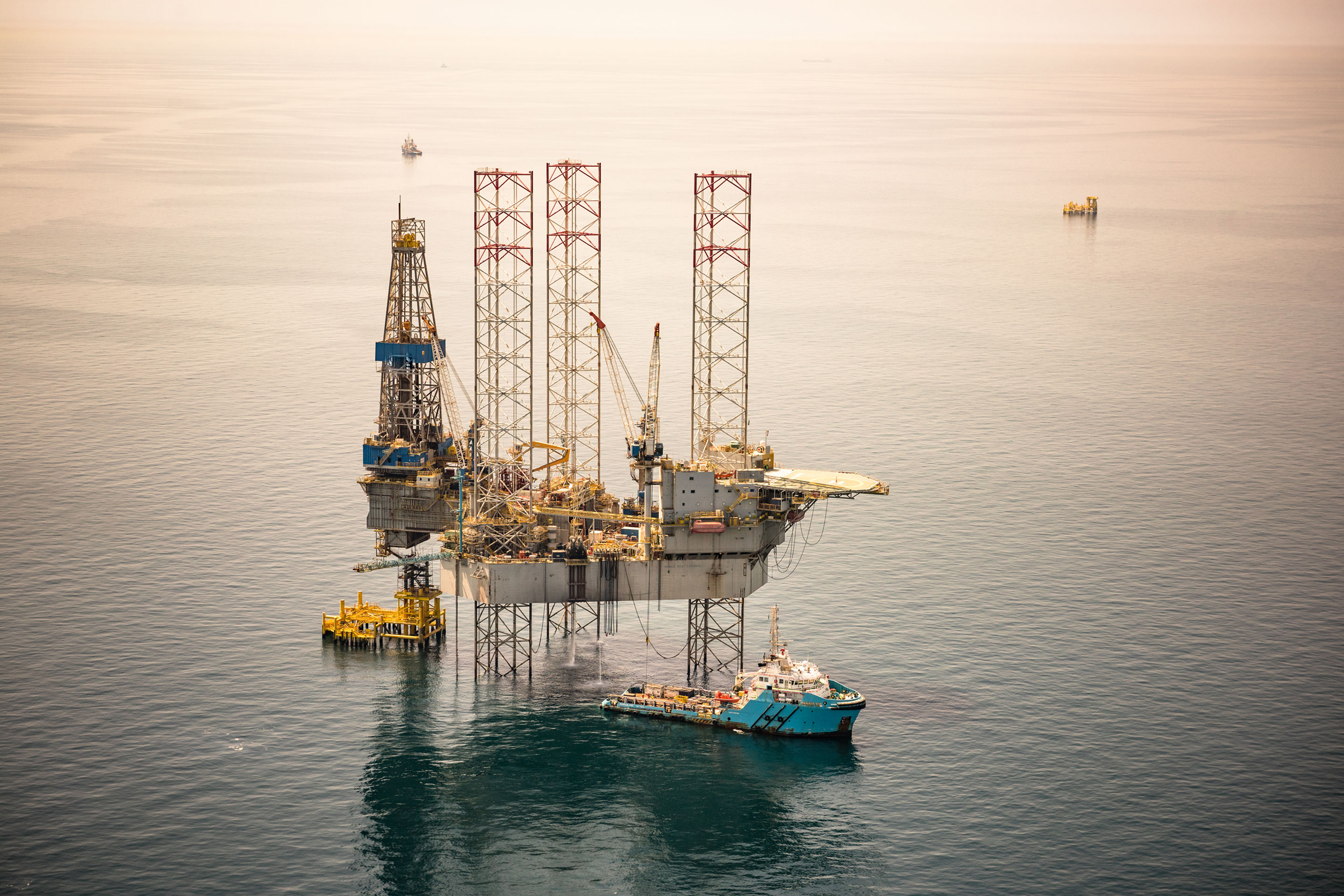 Saudi Aramco oil rigs on the Hasbah Field in the Arabian Gulf.