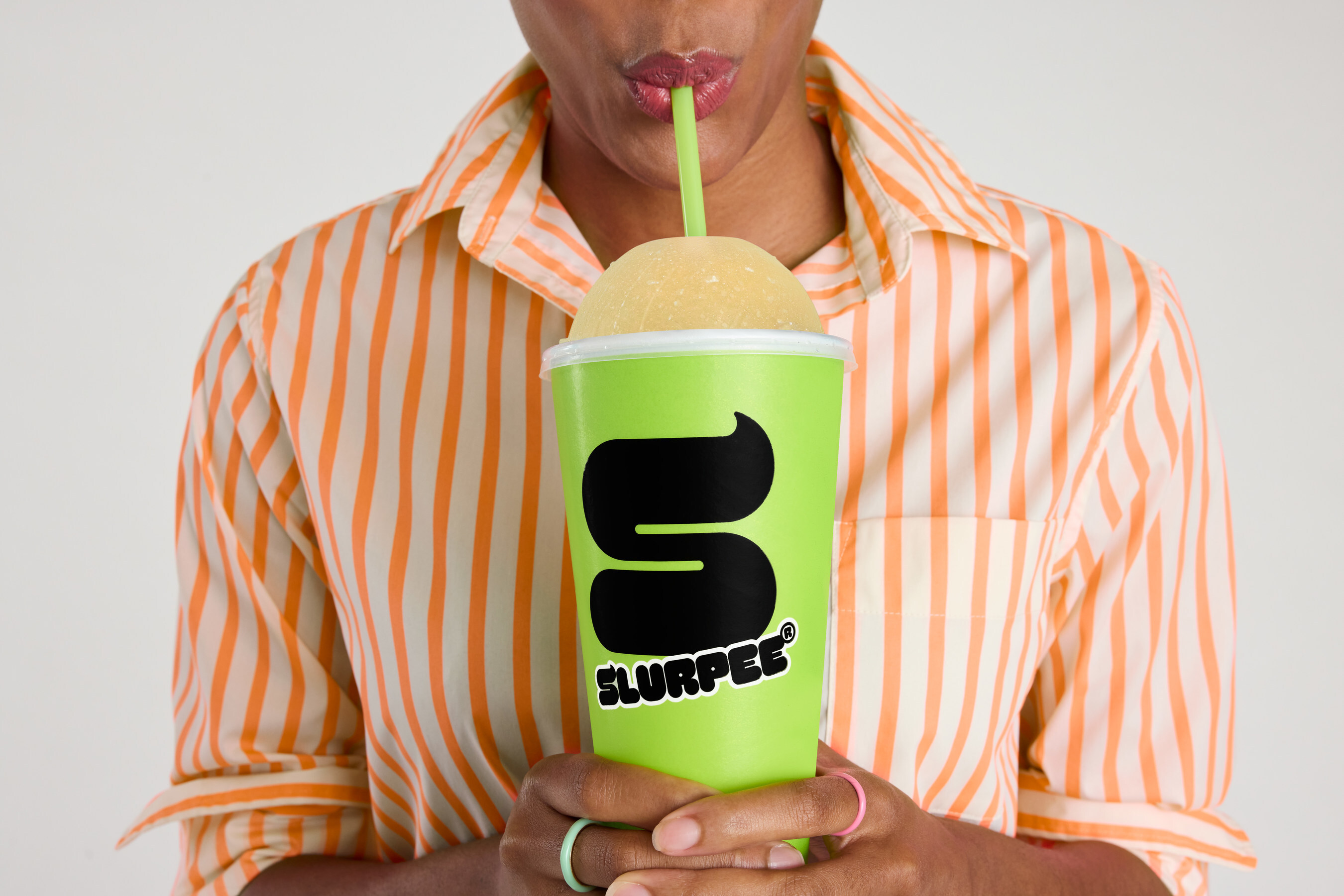 7-Eleven is selling a Pumpkin Spice Slurpee. 