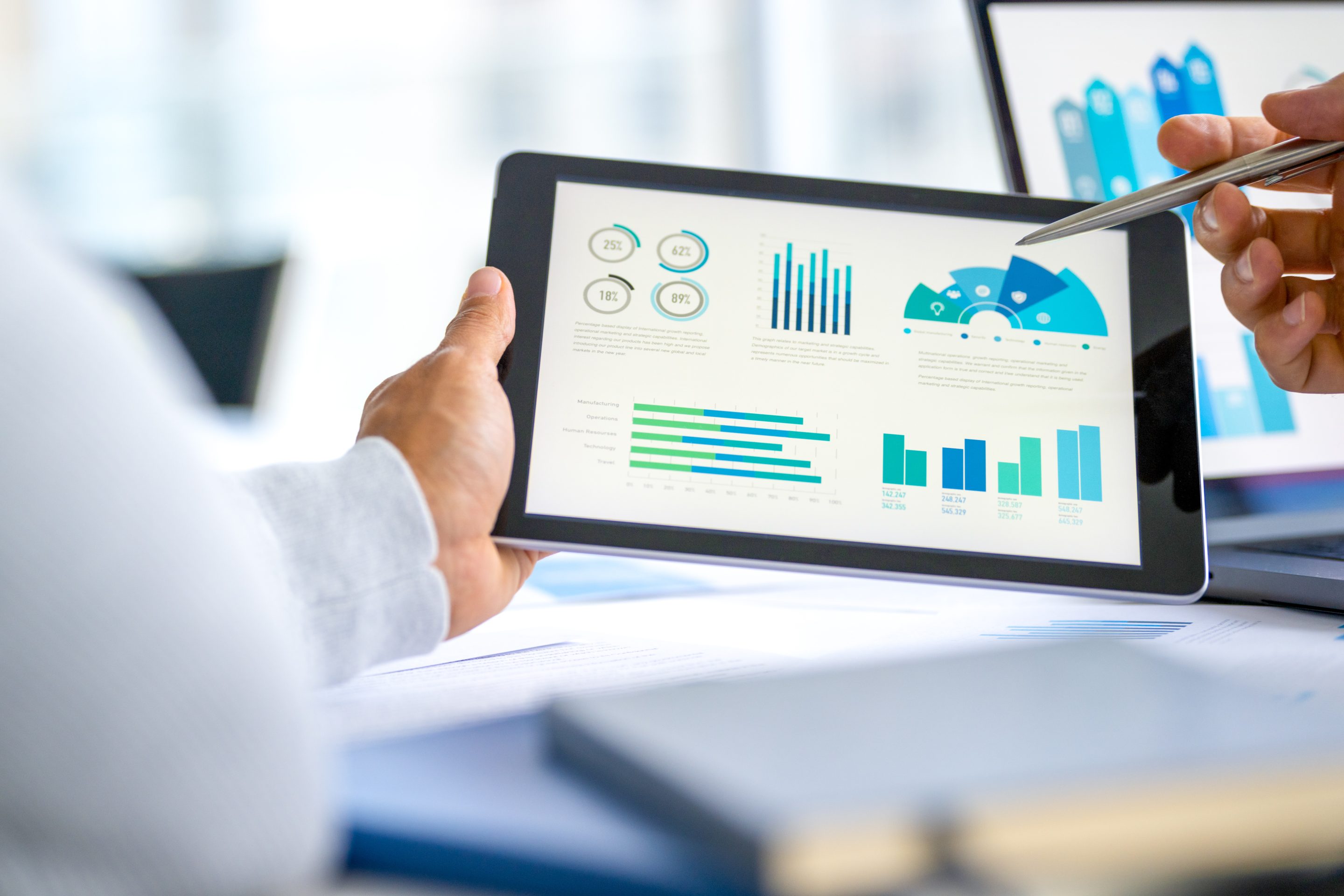 Finance chiefs at Unum Group and Workday emphasize the importance of having good tech tools when acquiring and retaining talent.
