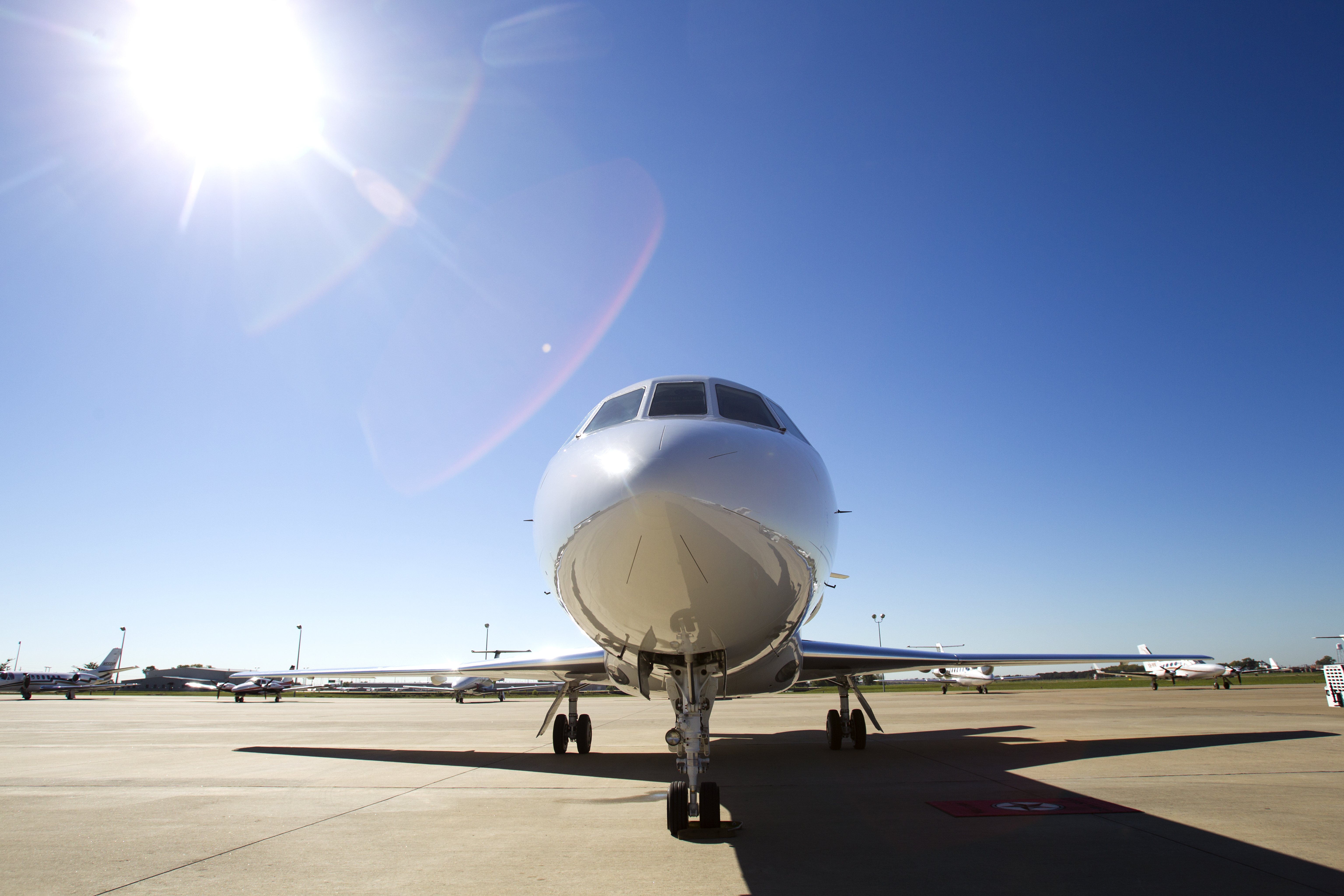Supercommuting CEOs are becoming more common—but their performance tends to lag those leaders that live where they work.