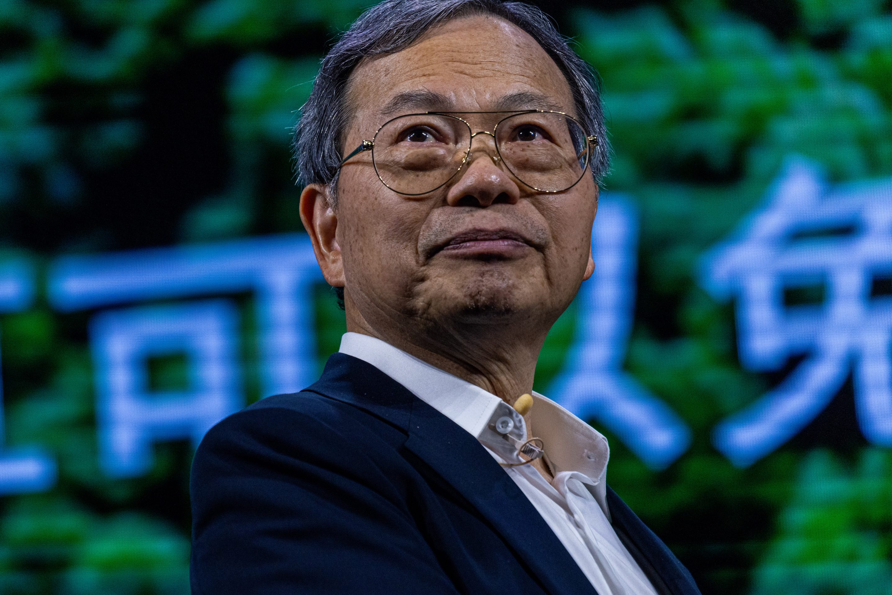 headshot of Super Micro CEO Charles Liang.