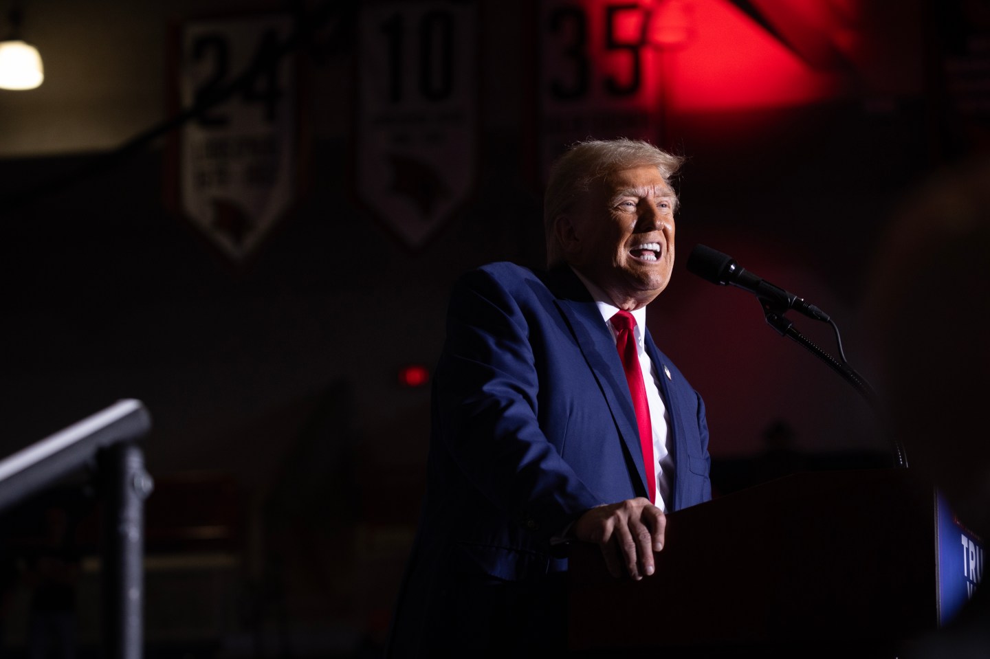 Trump’s odds have surged over the past week and he now holds a 2-vote electoral college lead, says prominent data scientist