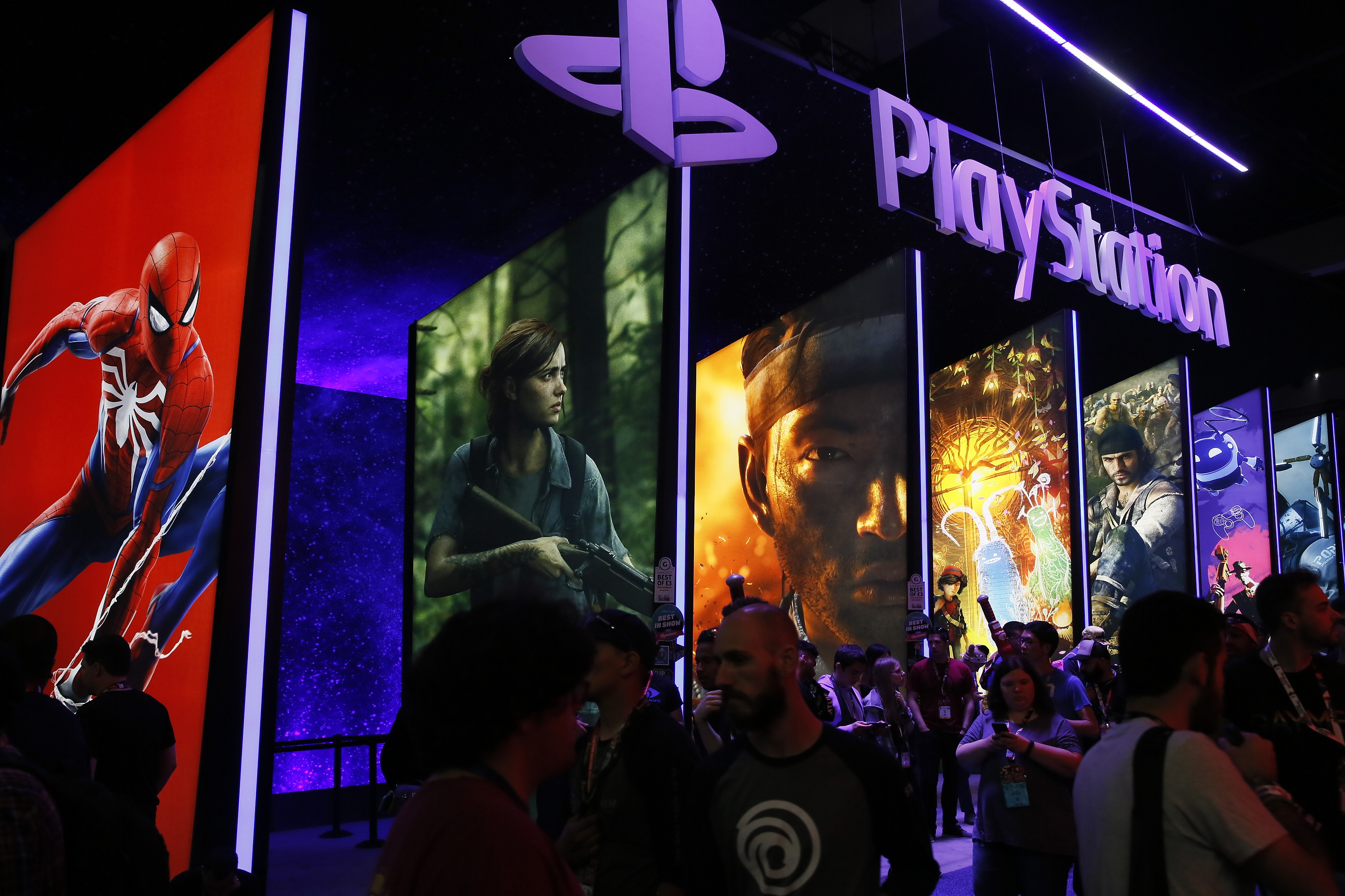 “We are aware some users might be currently experiencing issues with PSN,” PlayStation said on its social media platforms.