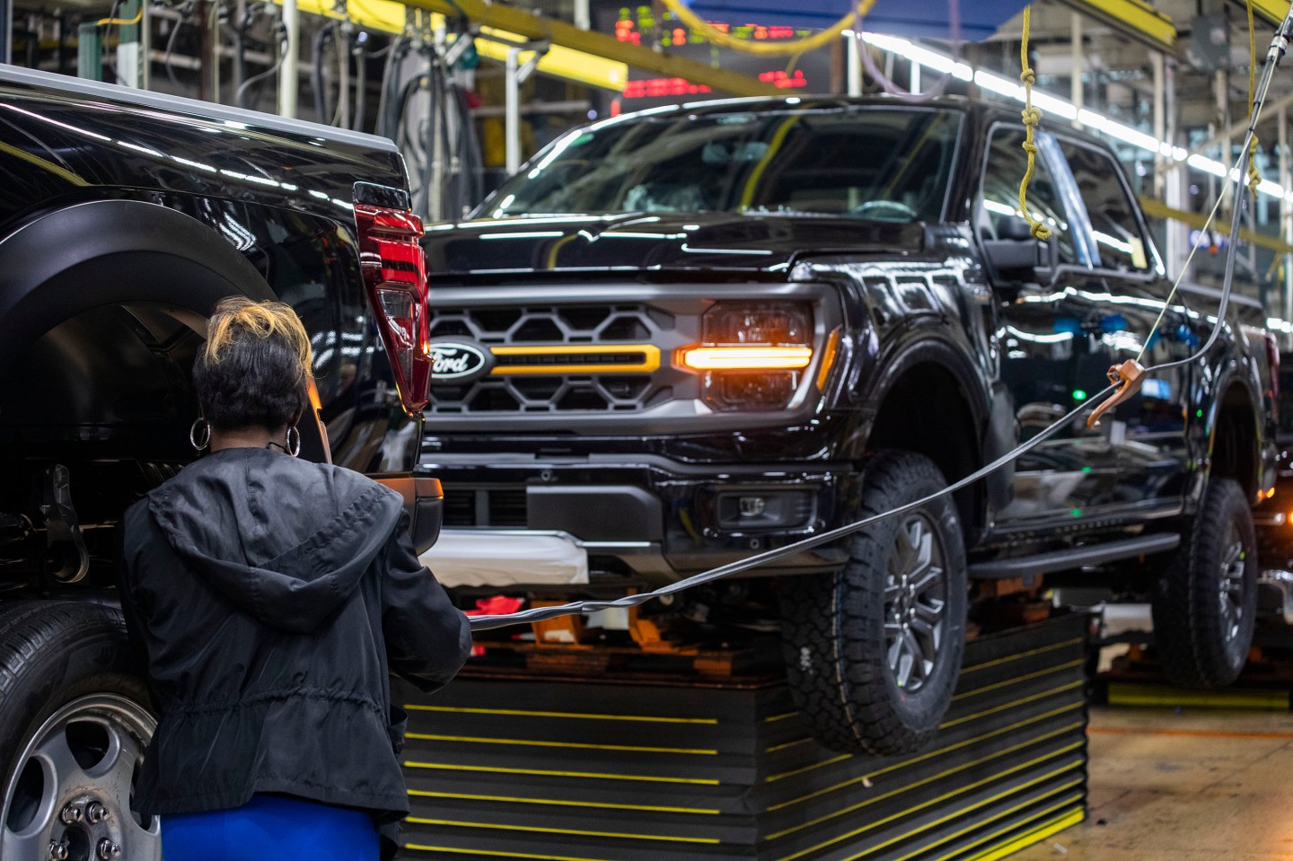 Ford disputes analyst claim its F-150 is no longer America’s best-selling vehicle