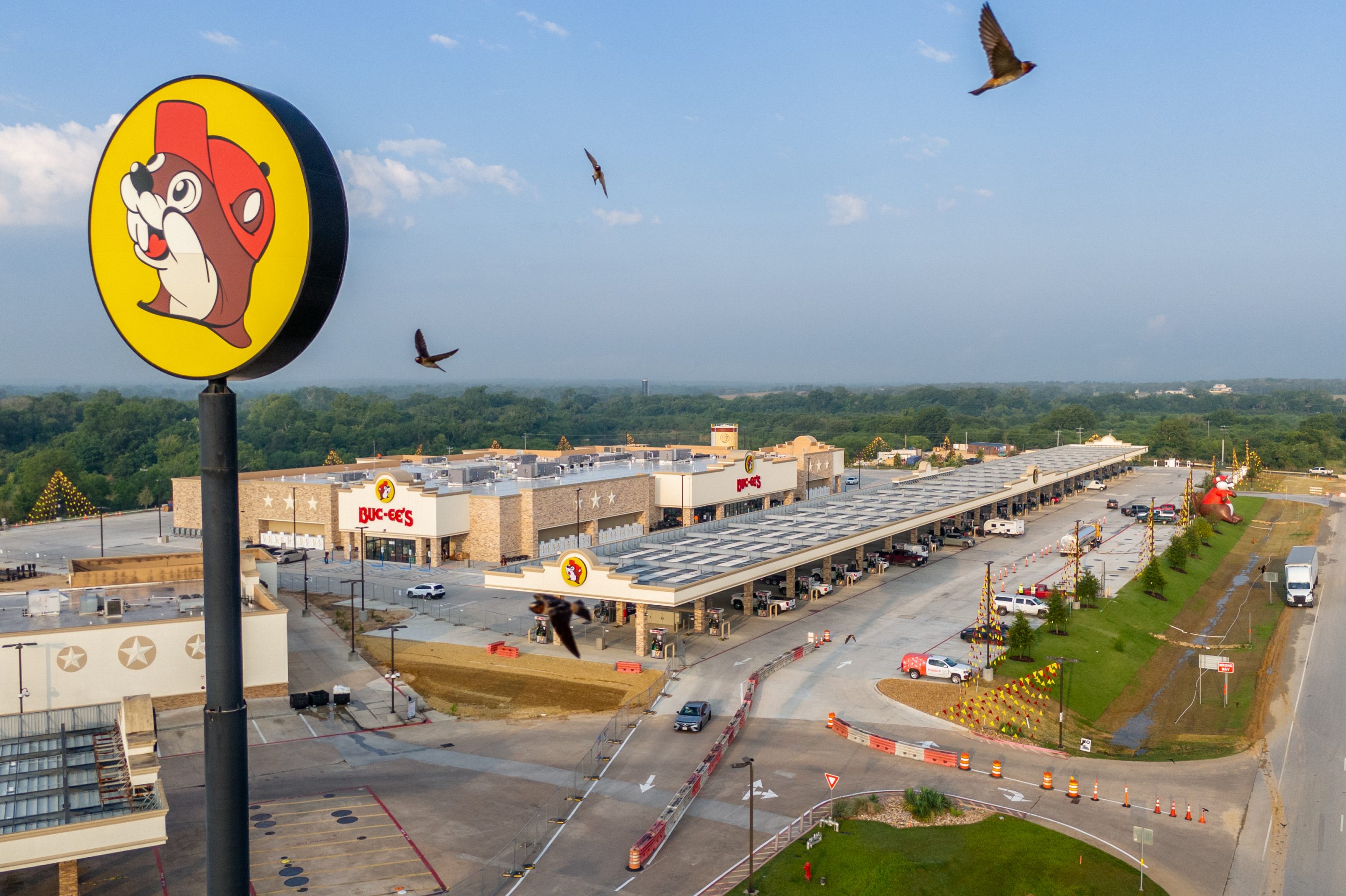 Buc-ee's locations such as this one in Luling, Texas are known for having 100 gas pumps and a massive store.