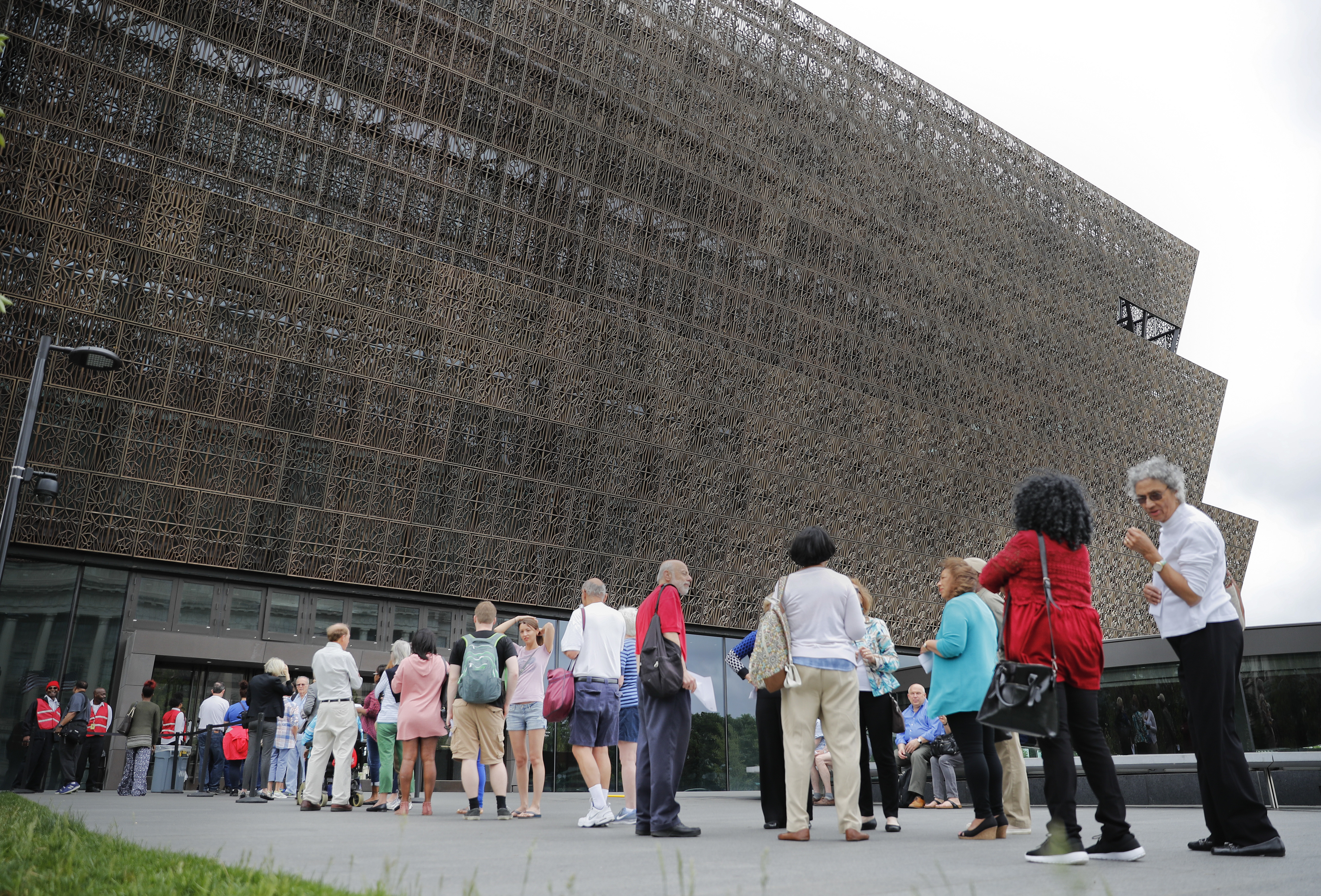  President Donald Trump's executive order titled “Restoring Truth and Sanity to American History" targets the Smithsonian Institution.
