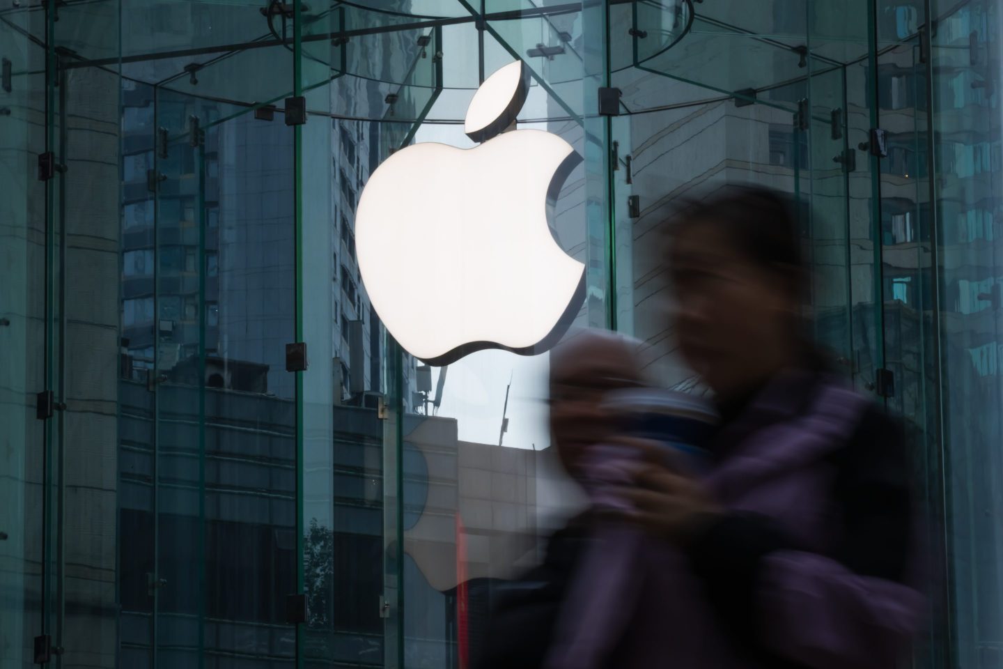 France fines Apple $162 million for privacy tool overreach