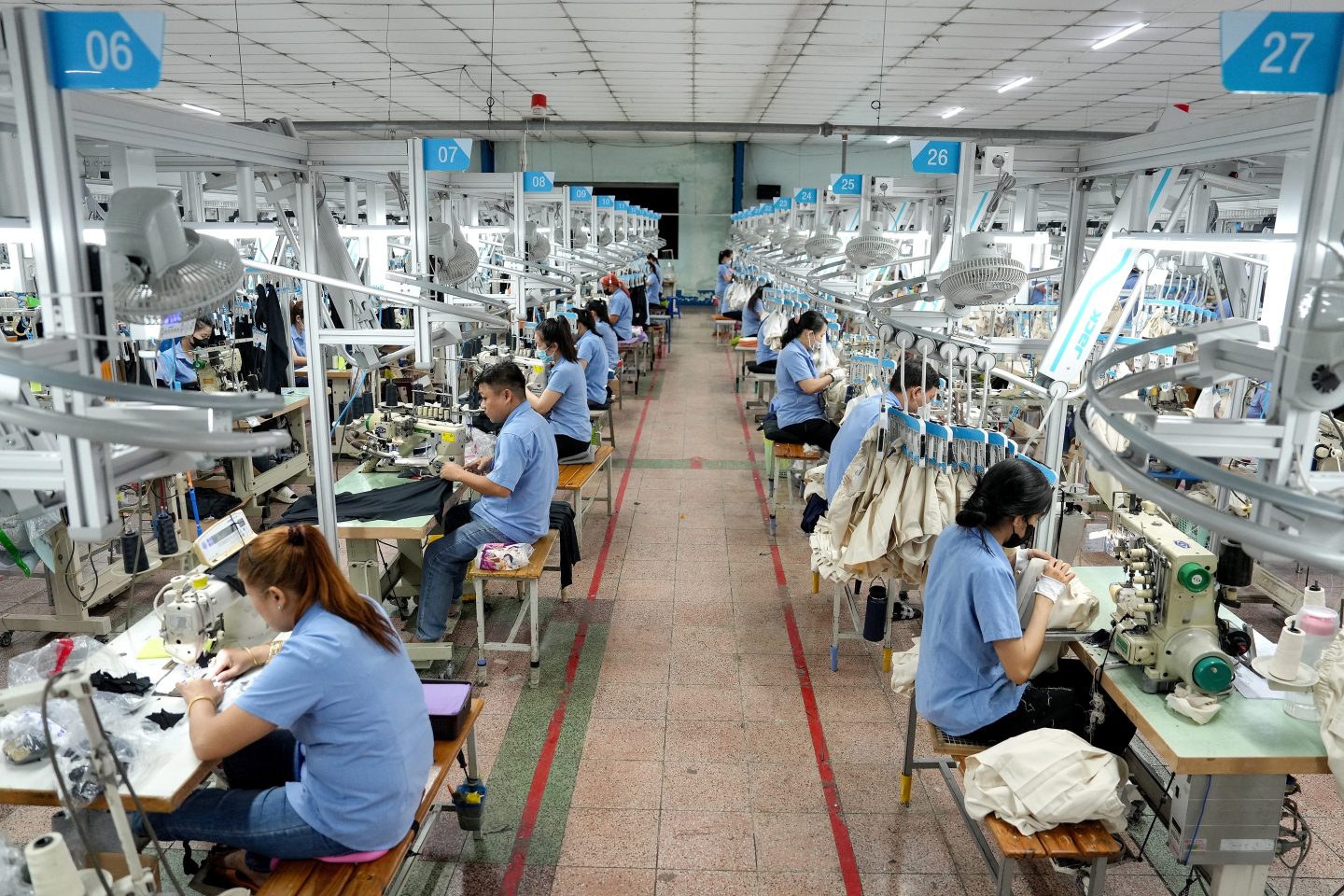 Vietnam offers to remove all tariffs on US after Trump action