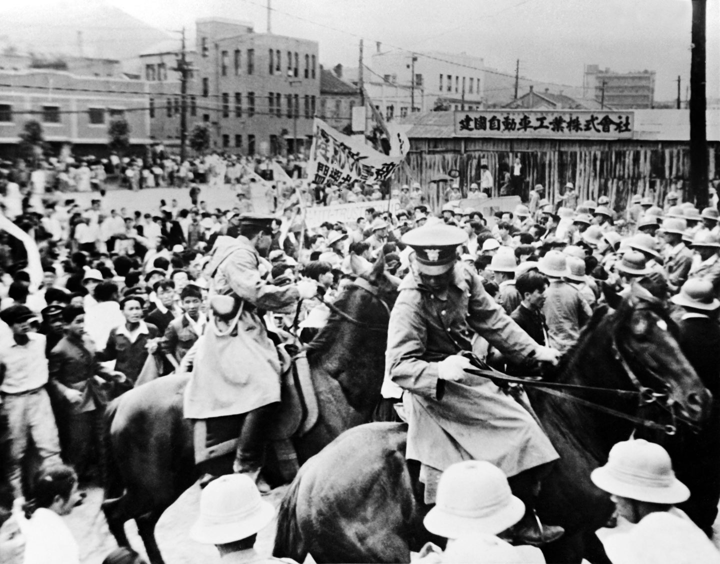 Korea: The U.S. gets to work
