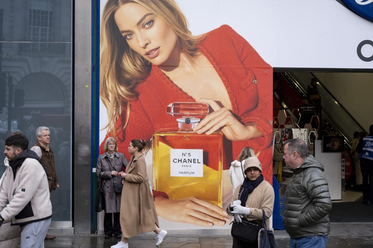 Chanel’s profits plunge 28% as global turbulence threatens the luxury giant’s pricing power