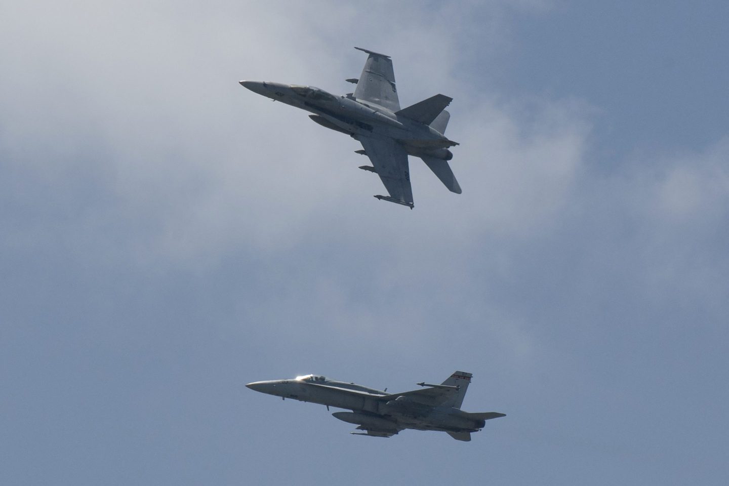 Boeing expects more than 3,200 fighter-jet workers to strike after they reject contract offer despite union leaders calling for yes vote