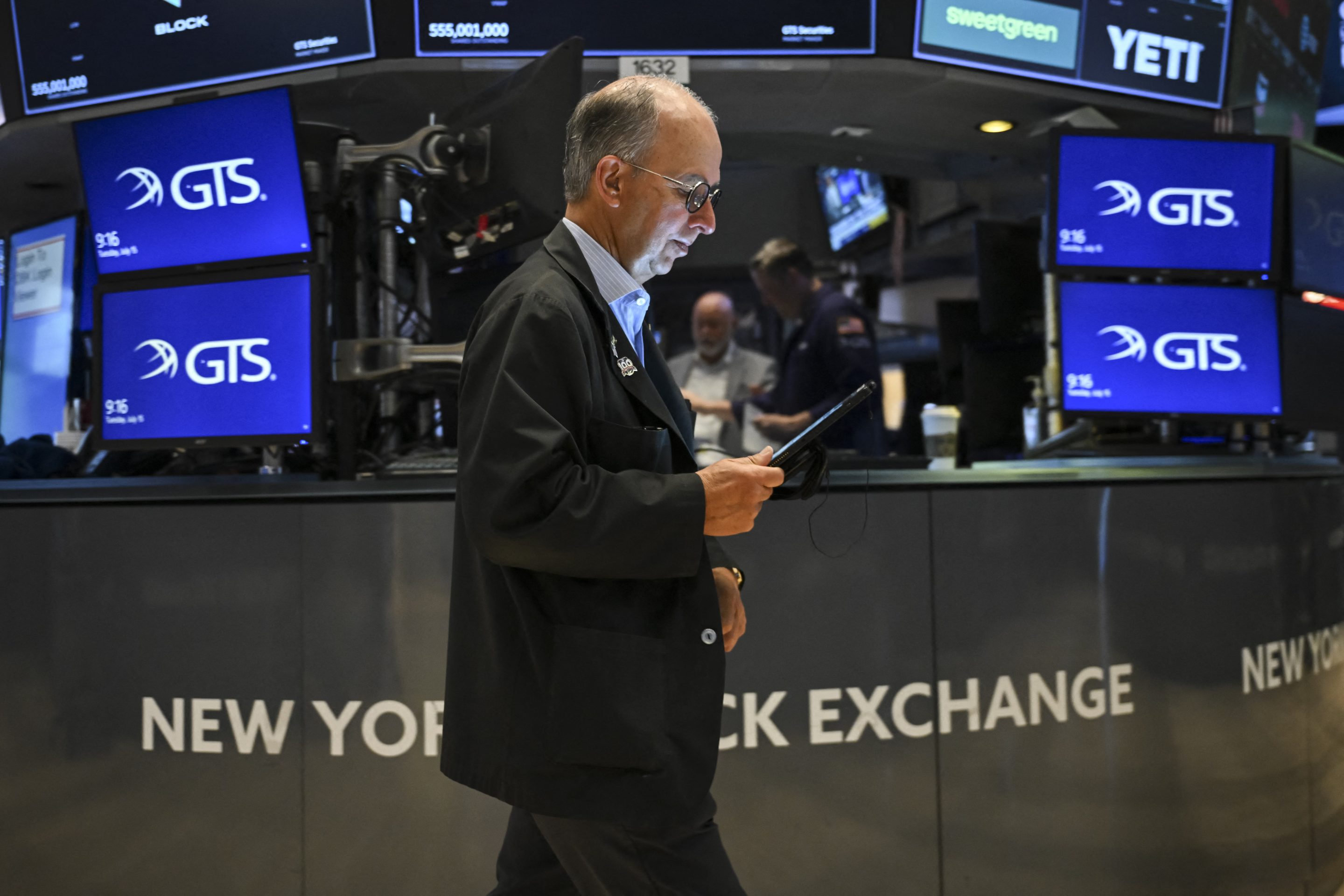 Stocks closed higher on Thursday.