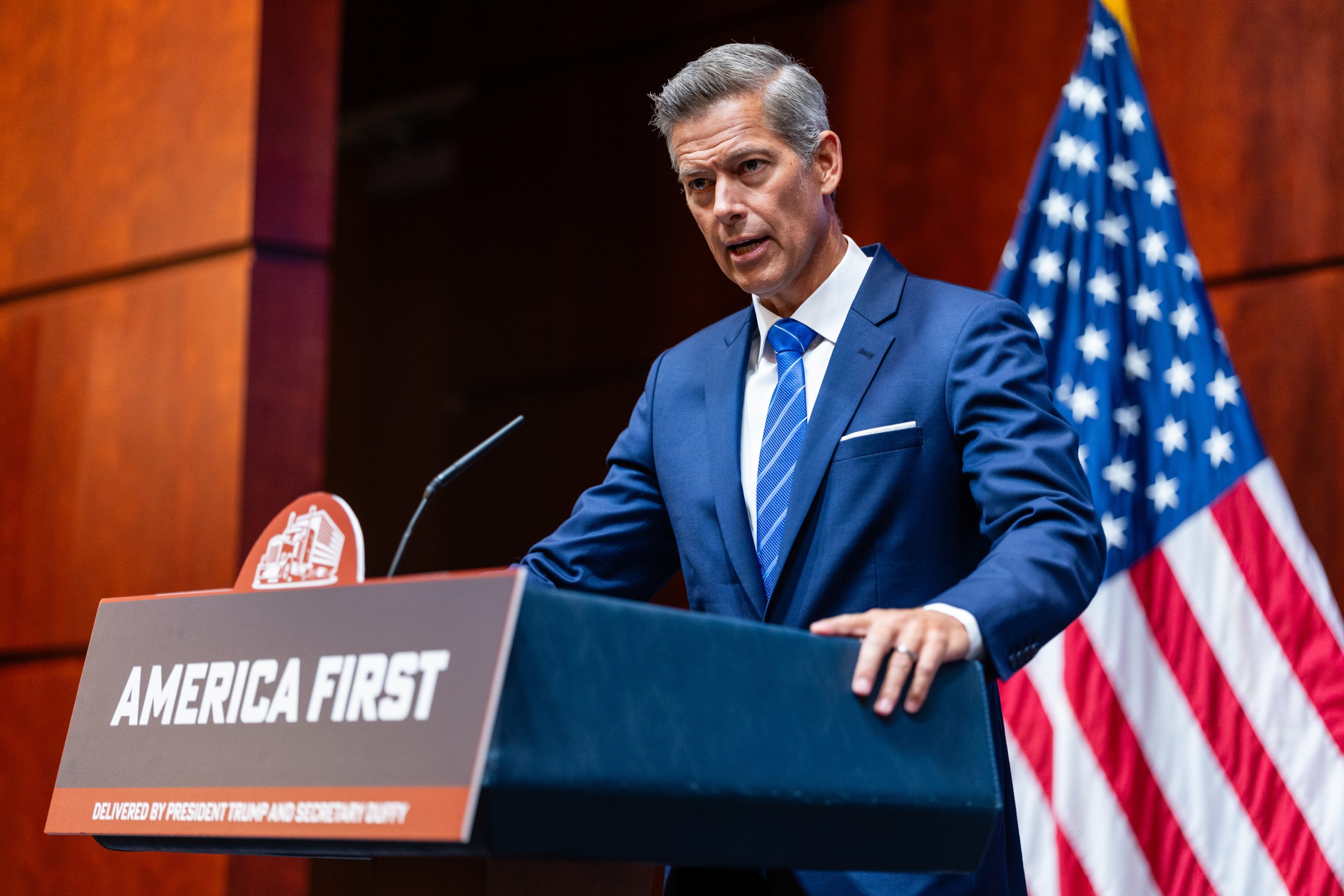Secretary of Transportation Sean Duffy and the Federal Aviation Administration announced Thursday it will give 776 air traffic controllers $10,000 bonuses for "perfect attendance."