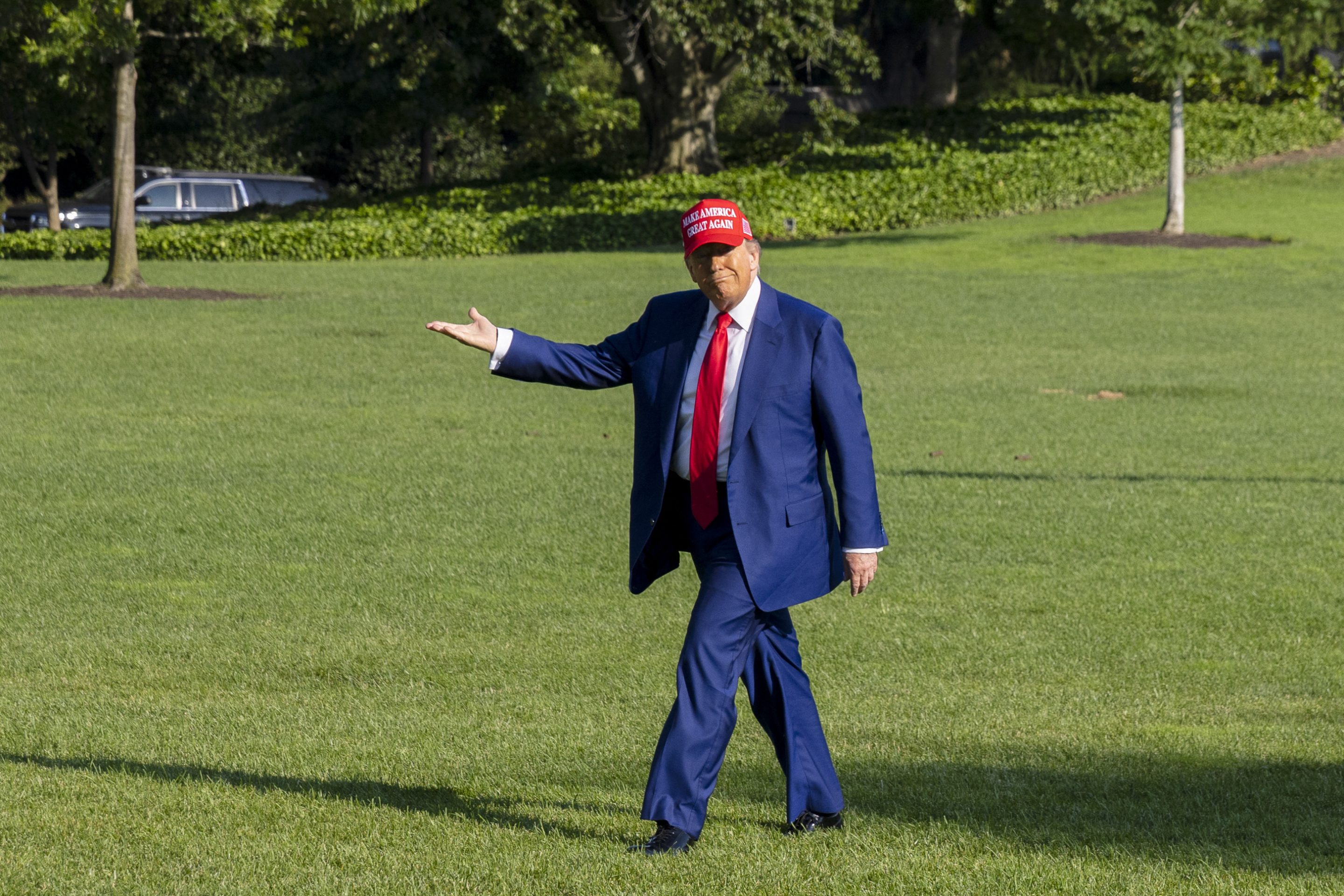 Since January 2025, 1.9 million undocumented migrants have voluntarily self-deported.