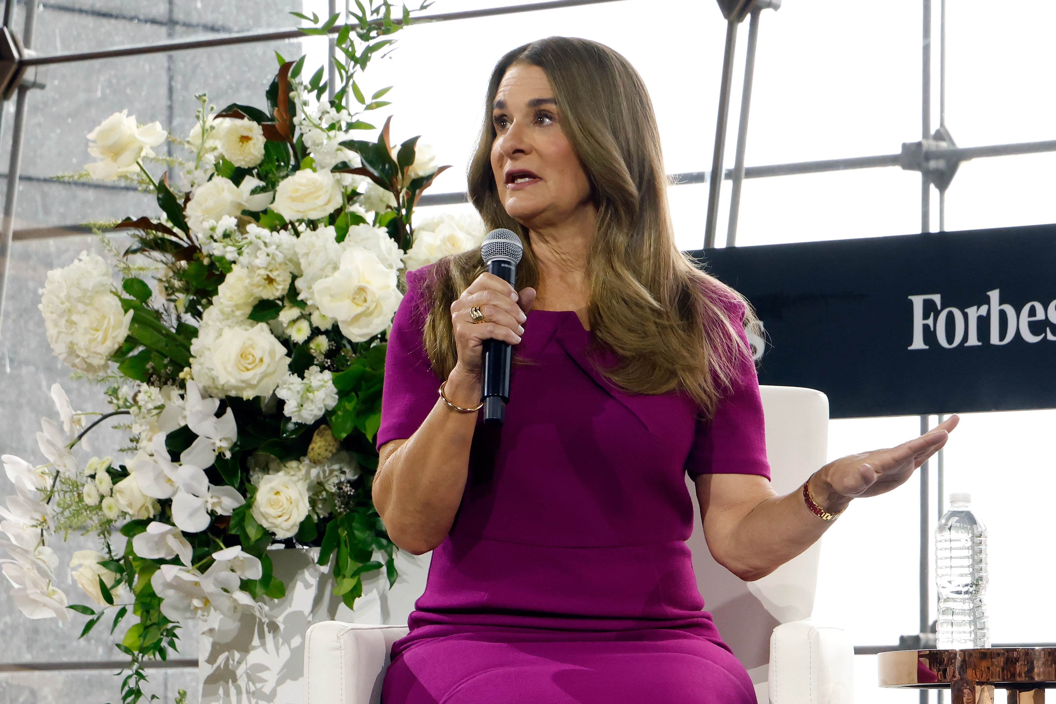 A new book celebrates the women who built Microsoft, beyond those we know like Melinda French Gates.