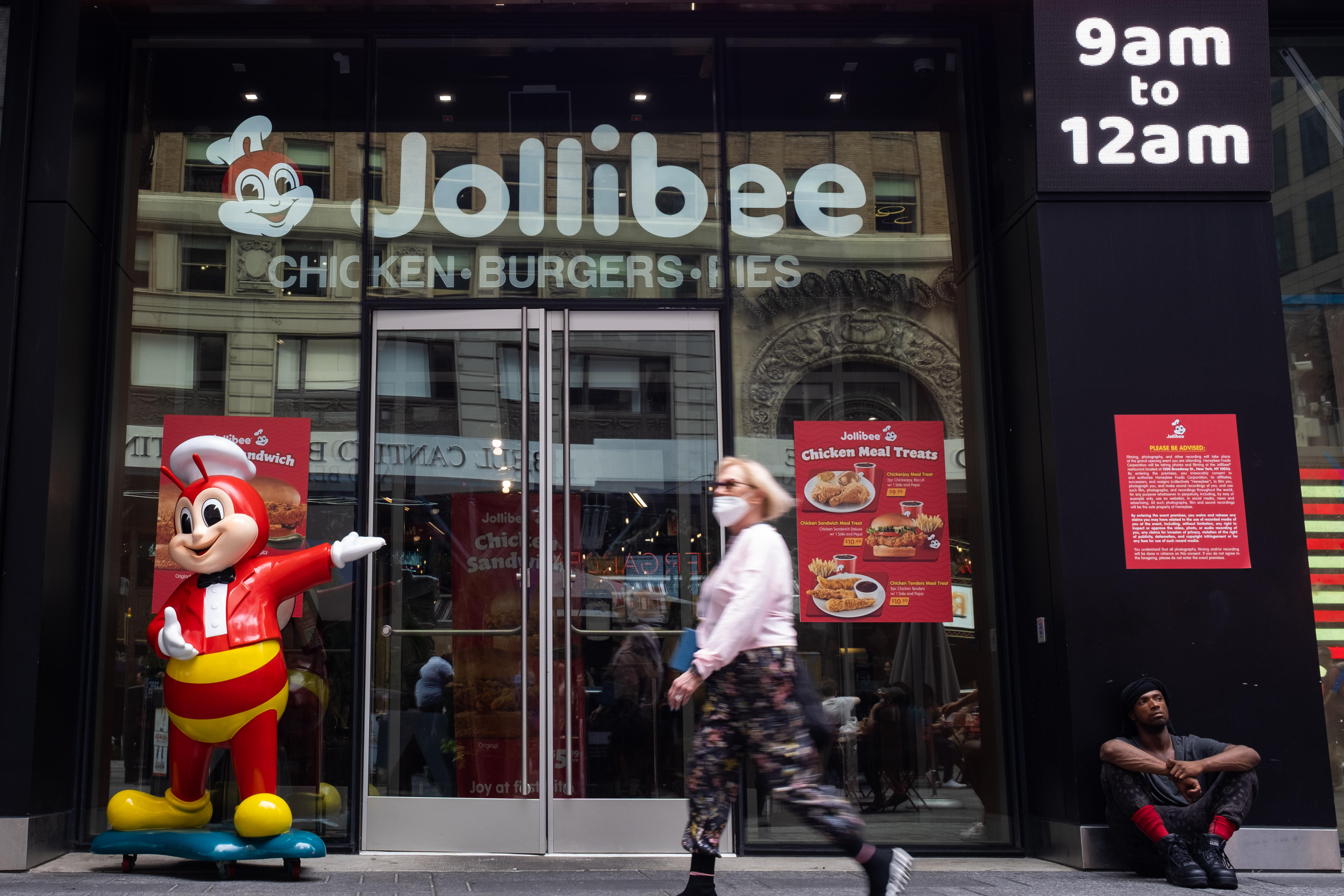 Jollibee said the splitting of its two business arms will sharpen the strategic focus of each, allowing investors to differentiate between its “stable, cash-generative Philippine business” and their “higher-growth but more volatile international operations”.