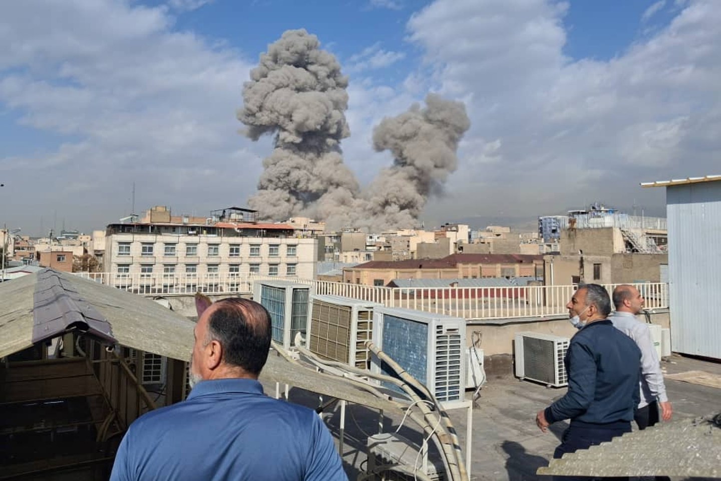 U.S. airstrikes target members of Iranian leadership while retaliation focuses on Israel and American bases in the region