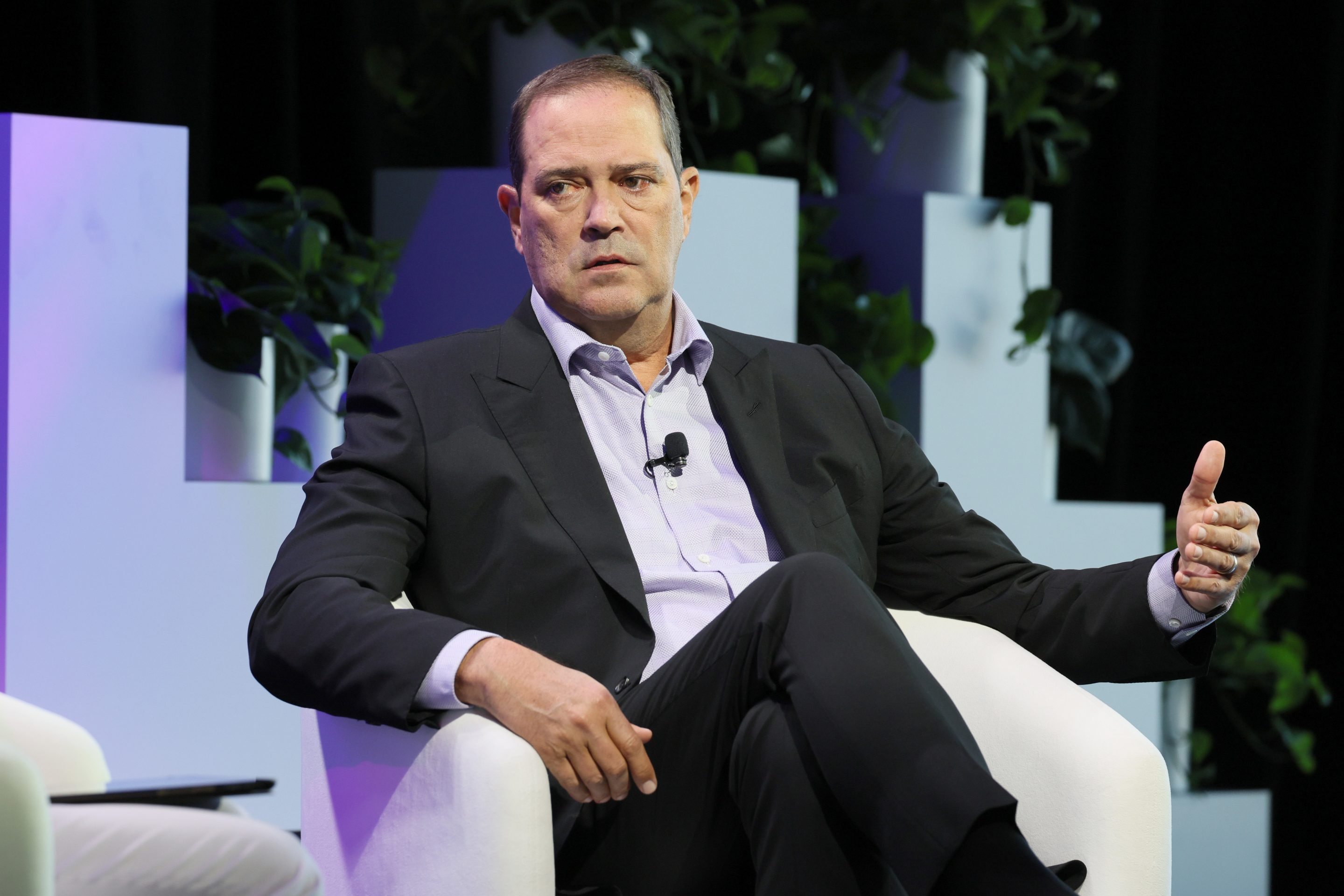 Photo of Chuck Robbins