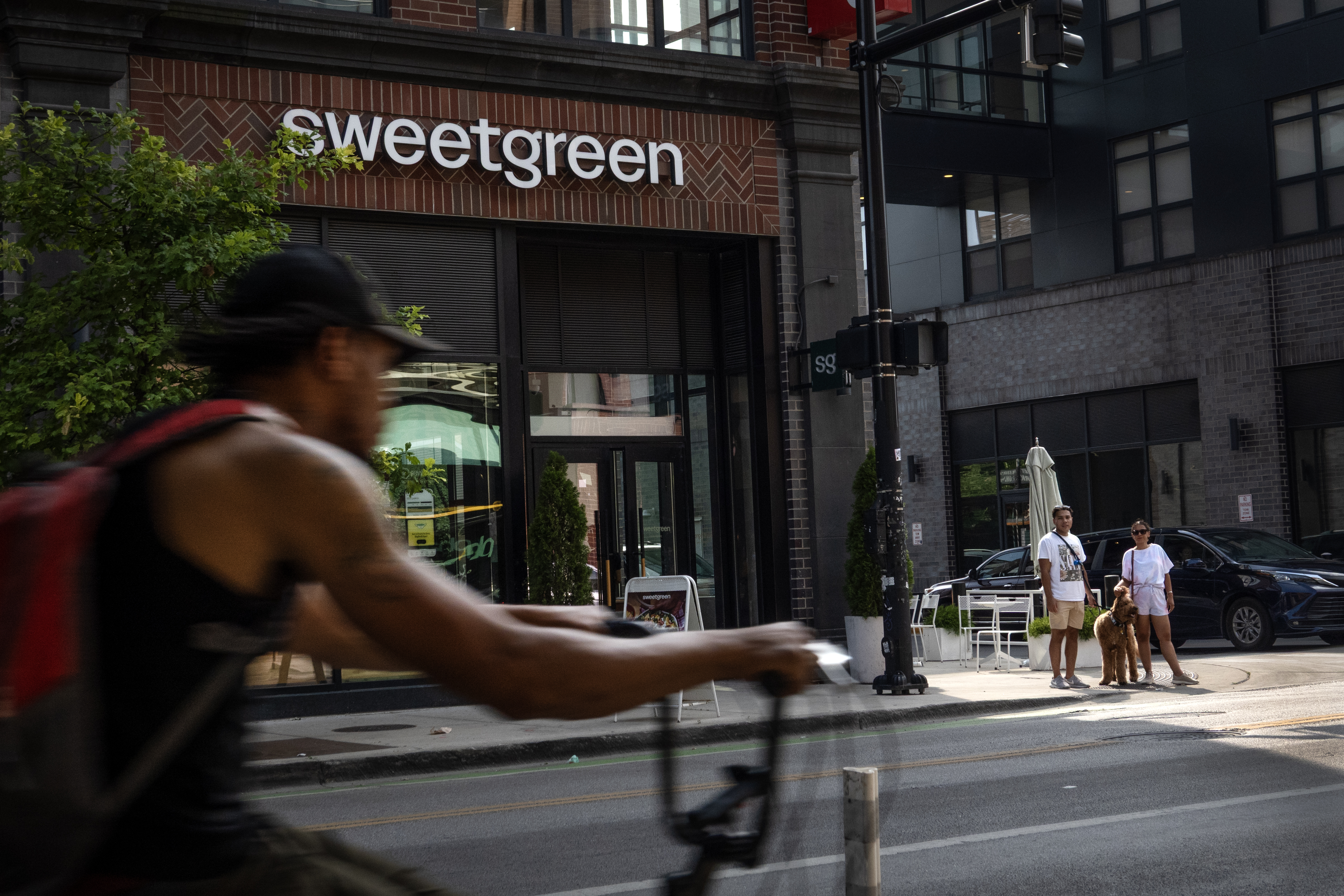 Sweetgreen is betting that wraps will make a comeback.