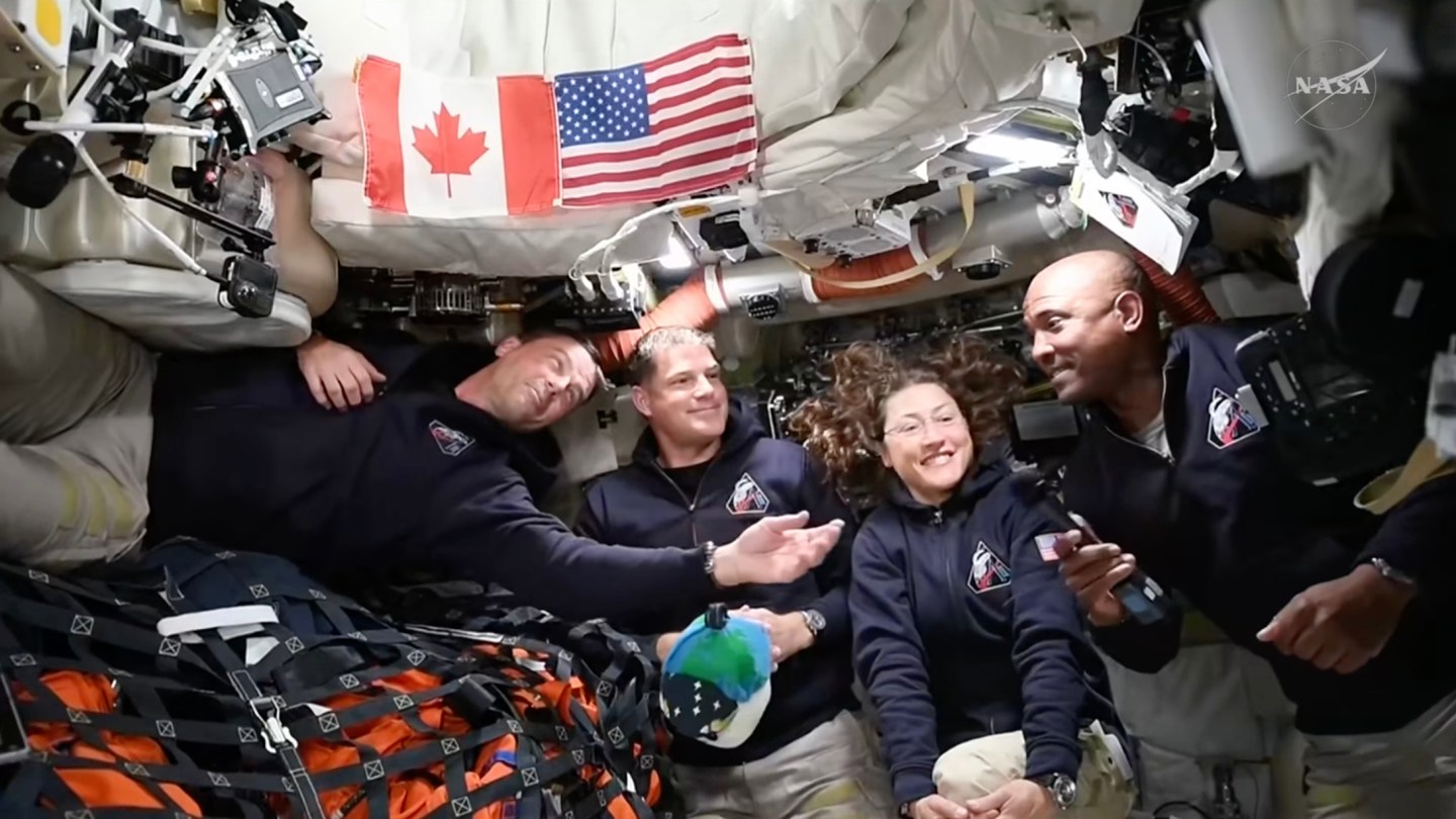 Artemis II’s toilet is on the blink again, forcing astronauts to use more backup collection bags as odor fills capsule