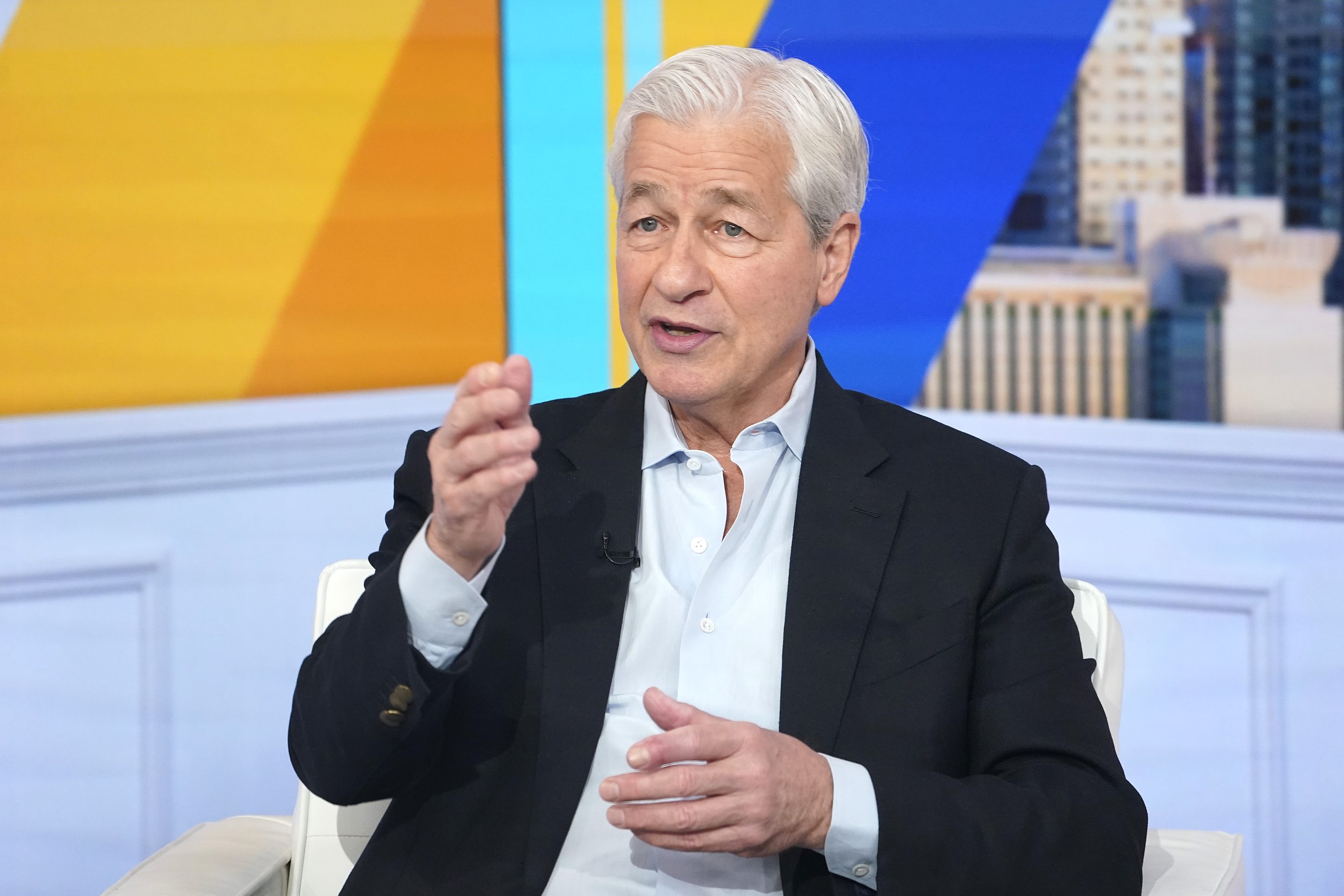 In a team with too many members, accountability is spread too thin, Jamie Dimon says.
