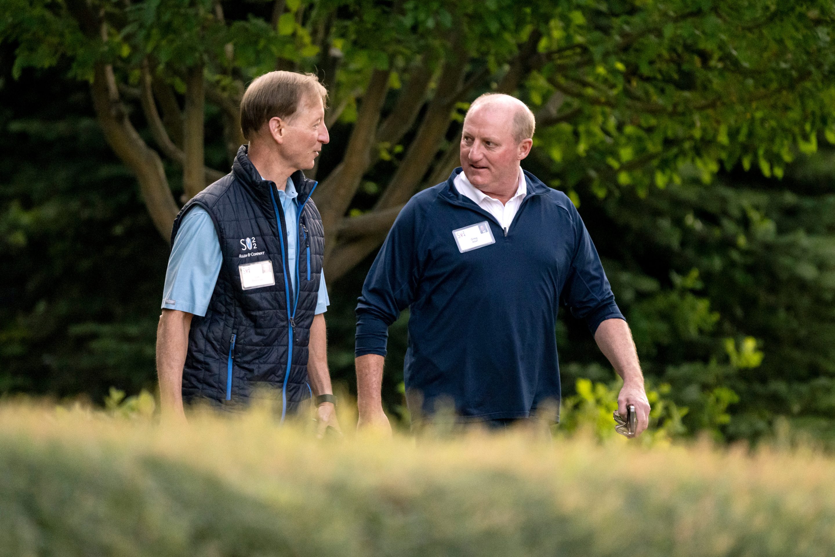 Greg Abel (right) the CEO of Berkshire Hathaway. 