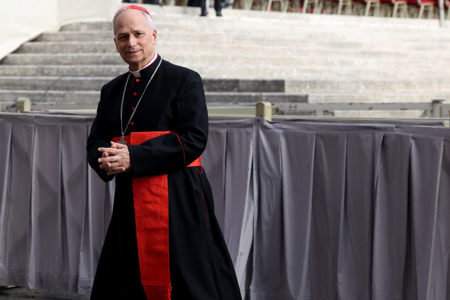 Pope Leo receives seven-minute standing ovation after calling for the public’s ‘moral renewal’ to respect migrants
