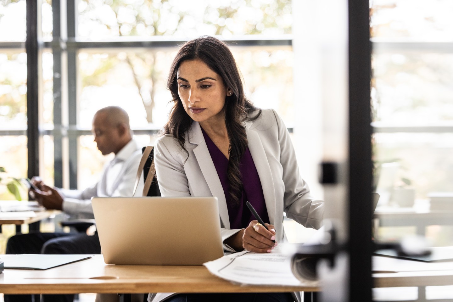 Can AI level the playing field for early-stage female founders? Their optimism about fundraising is increasing