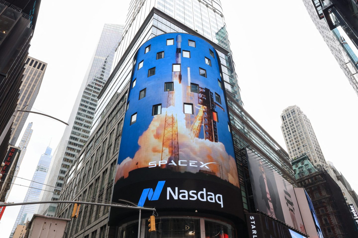 Some SpaceX IPO tokens failed to launch.