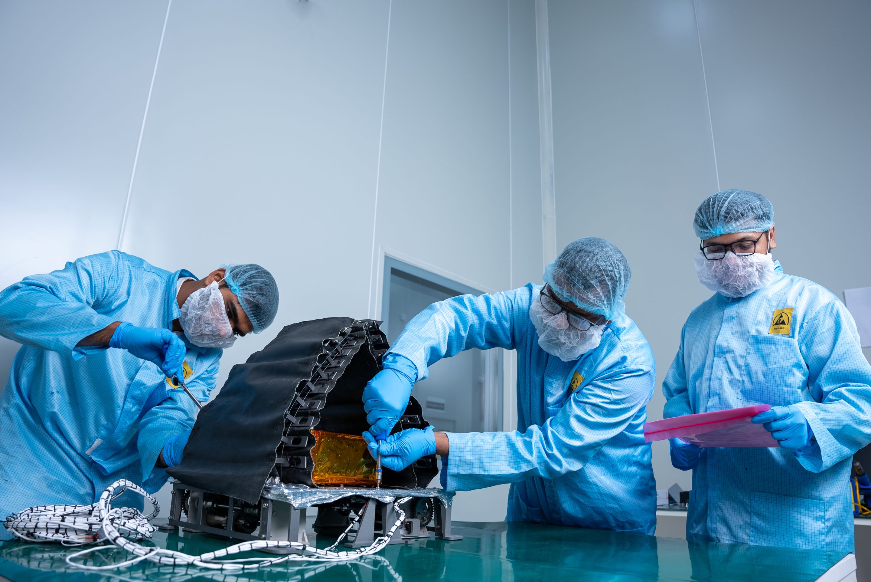 The team at startup Cosmoserve Space are developing a robot to collect space garbage.