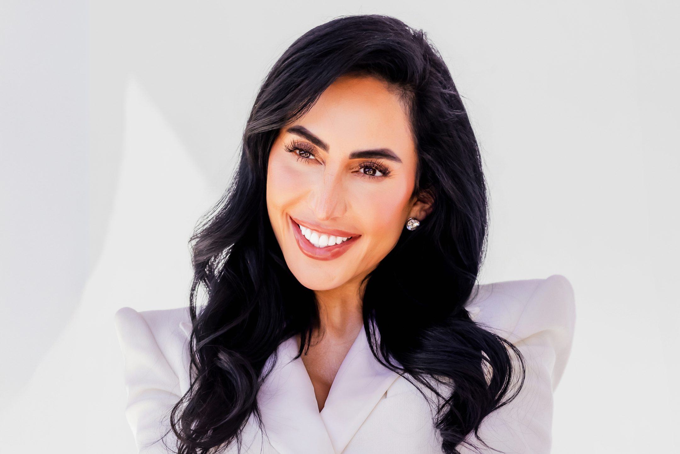 Durana Elmi is the chief operating officer and chief experience officer of Cymbiotika.