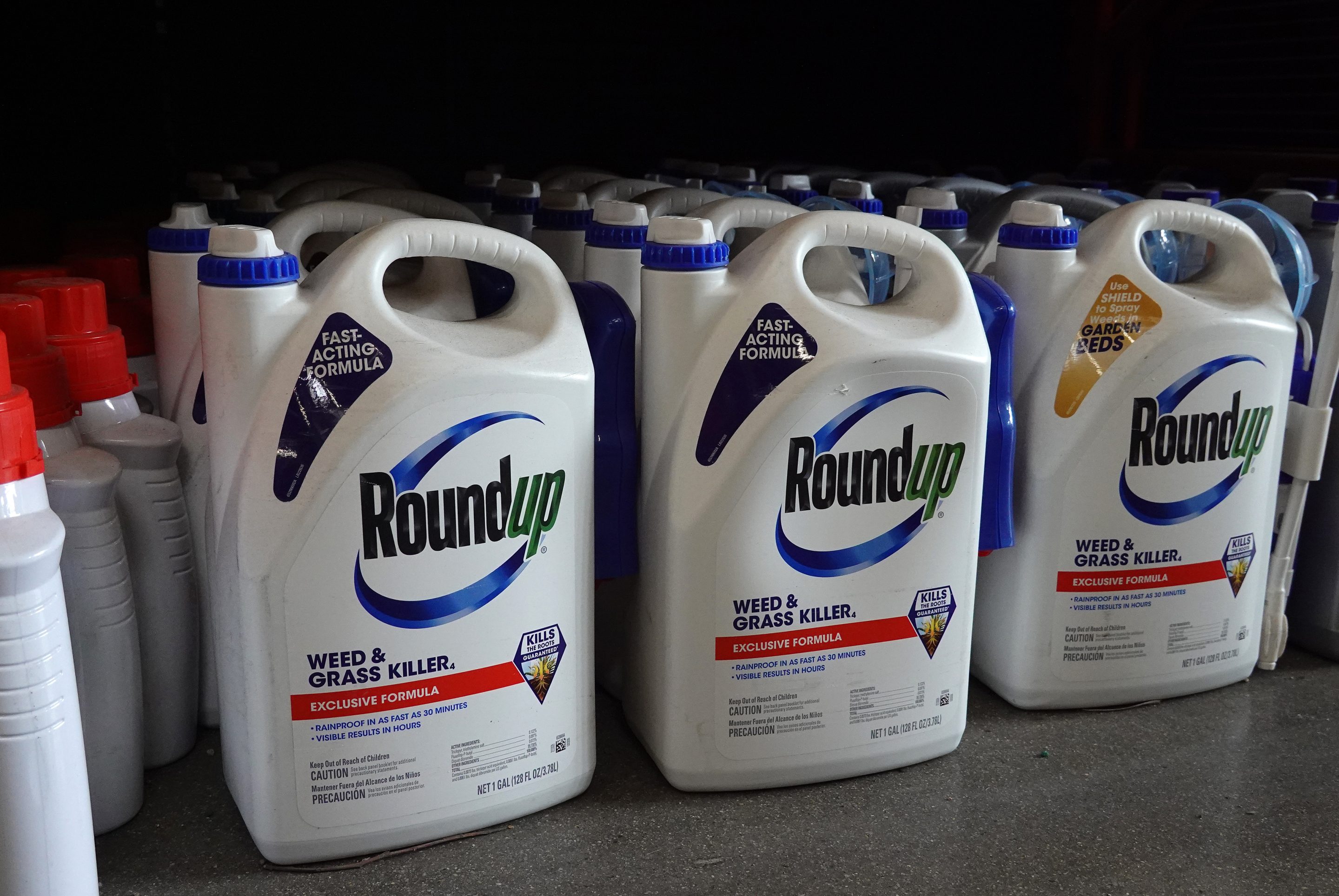 Farms groups supported Bayer in tis RoundUp Supreme Court case, and now criticize the company for asking the federal government for import duties on a key RoundUp ingredient.