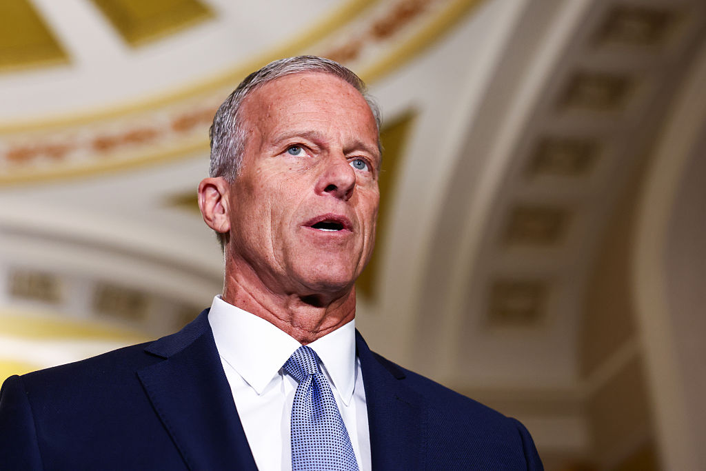 Hopes for key crypto bill fade amid delays, Trump ethics controversy